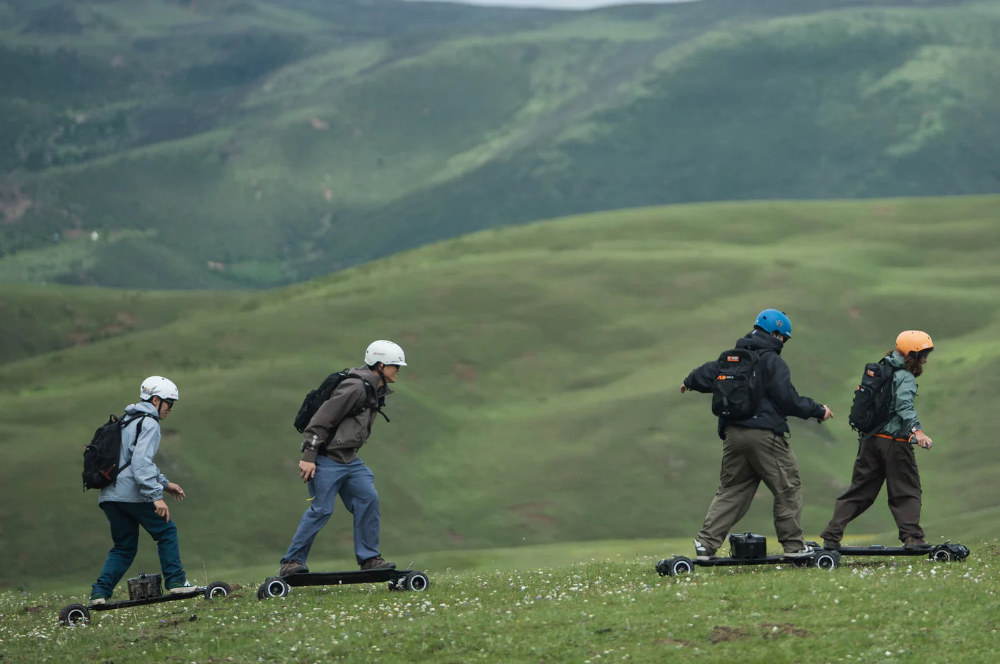 Exway Atlas Pro 4WD Electric Skateboard - 34 MPH Top Speed, 25 Mile Range, All-Terrain Off-Road Gear Drive System - Perfect for Commuting, Adventure Riding & Urban Exploration