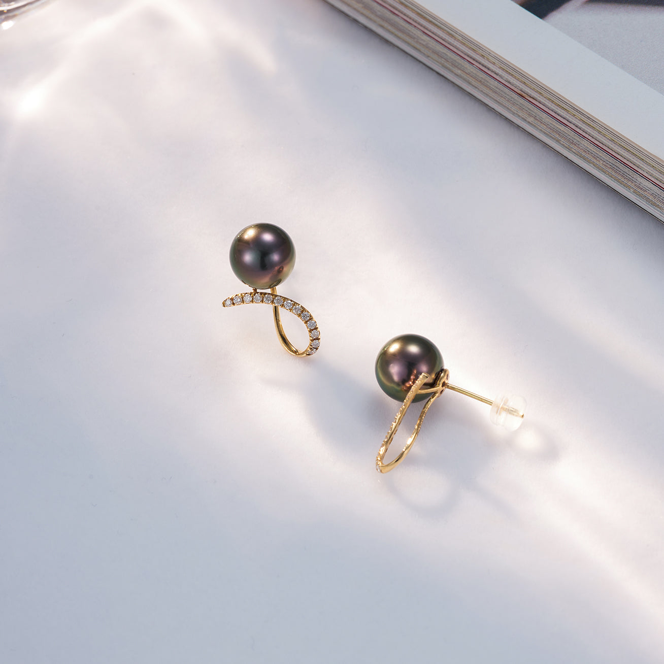 18K Gold Diamond Tahitian Pearl Earrings for Women - Luxury Stud Earrings with Genuine Pearls & Diamonds - Perfect for Weddings, Anniversaries & Special Occasions