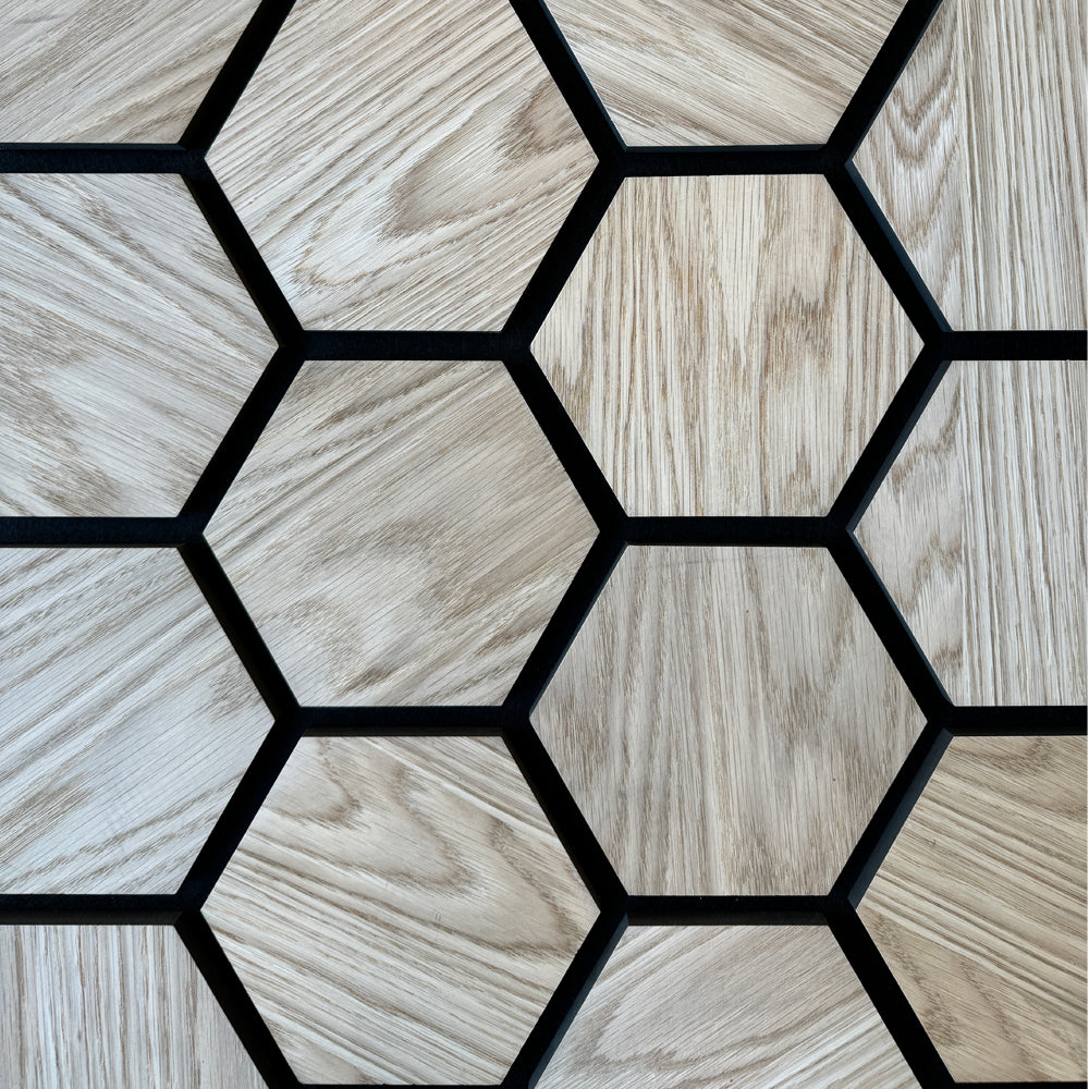 Hexagon WOODFLEX Acoustic Wood Wall Panels 2700mm x 600mm Oak Veneer - Soundproof Home & Office Decoration for Studios, Theaters, and Conference Rooms