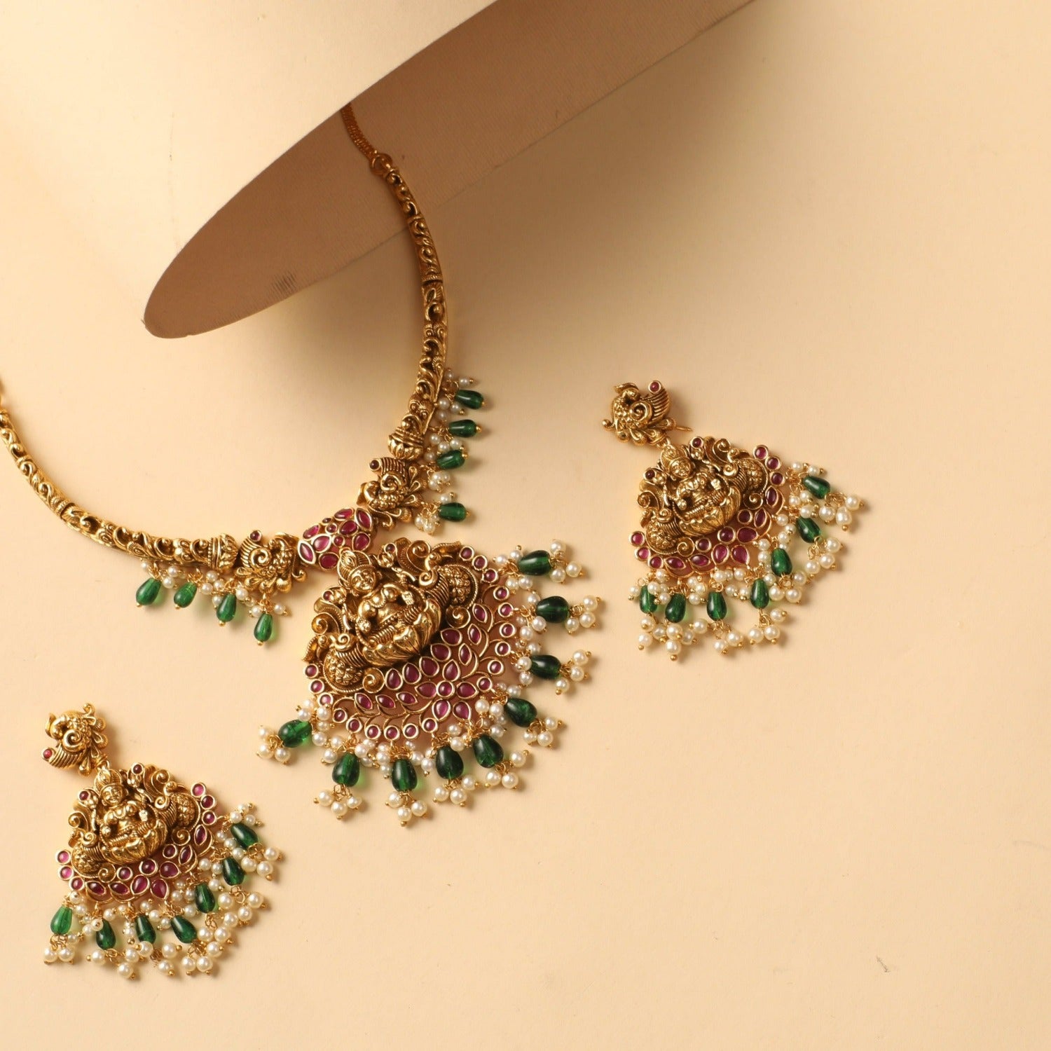 Anandi Antique Necklace Set - Vintage Jewelry for Women, Handcrafted Boho Necklace with Pendant, Perfect for Weddings, Parties & Special Occasions