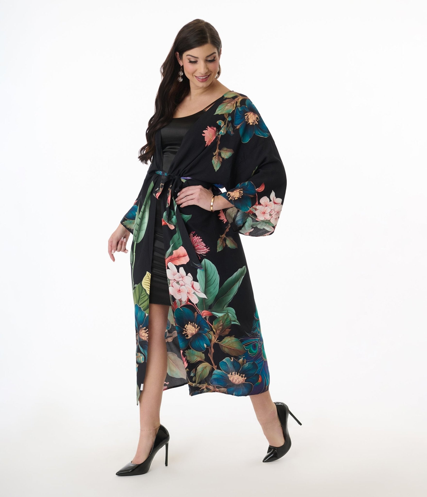 Elegant Peacock Floral Print Kimono Robe - Lightweight Summer Cover Up for Women, Beachwear, Lounge Wear & Boho Fashion