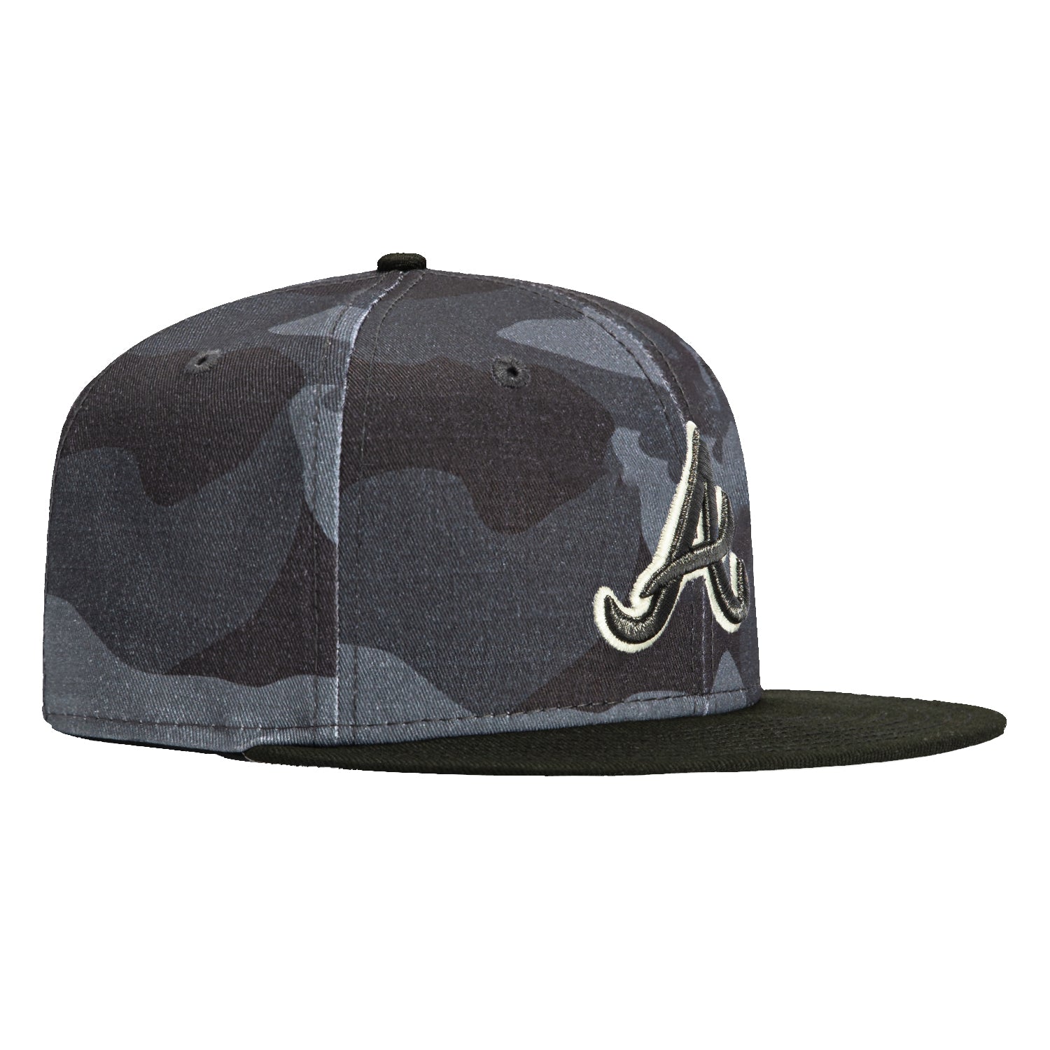 New Era 59Fifty Camo Atlanta Braves Glow in the Dark Adjustable Baseball Cap - Black Camouflage Hat for Braves Fans, Night Games & Outdoor Activities