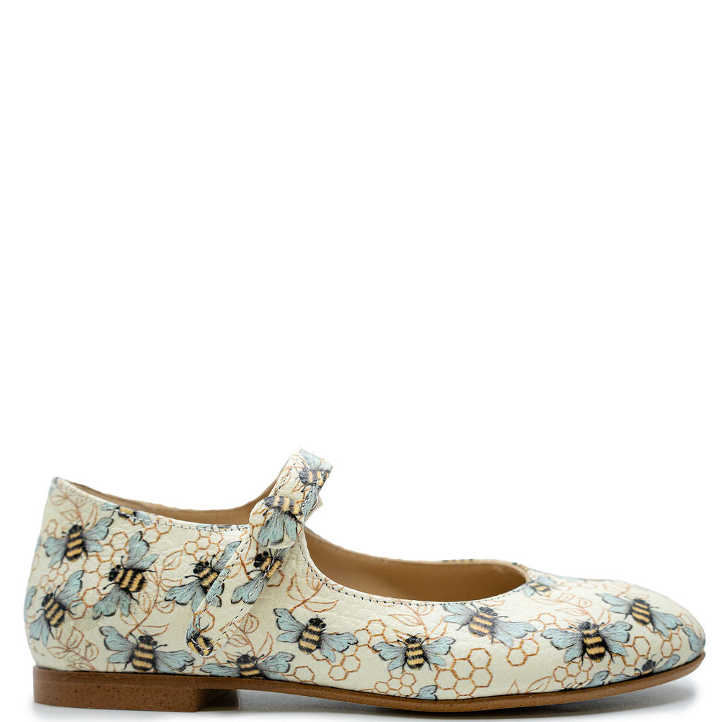 Blublonc Bee Stamped Mary Jane Shoes - Cute Floral Embroidery Flat Shoes for Women & Girls - Perfect for Spring Outfits, Weddings & Casual Wear