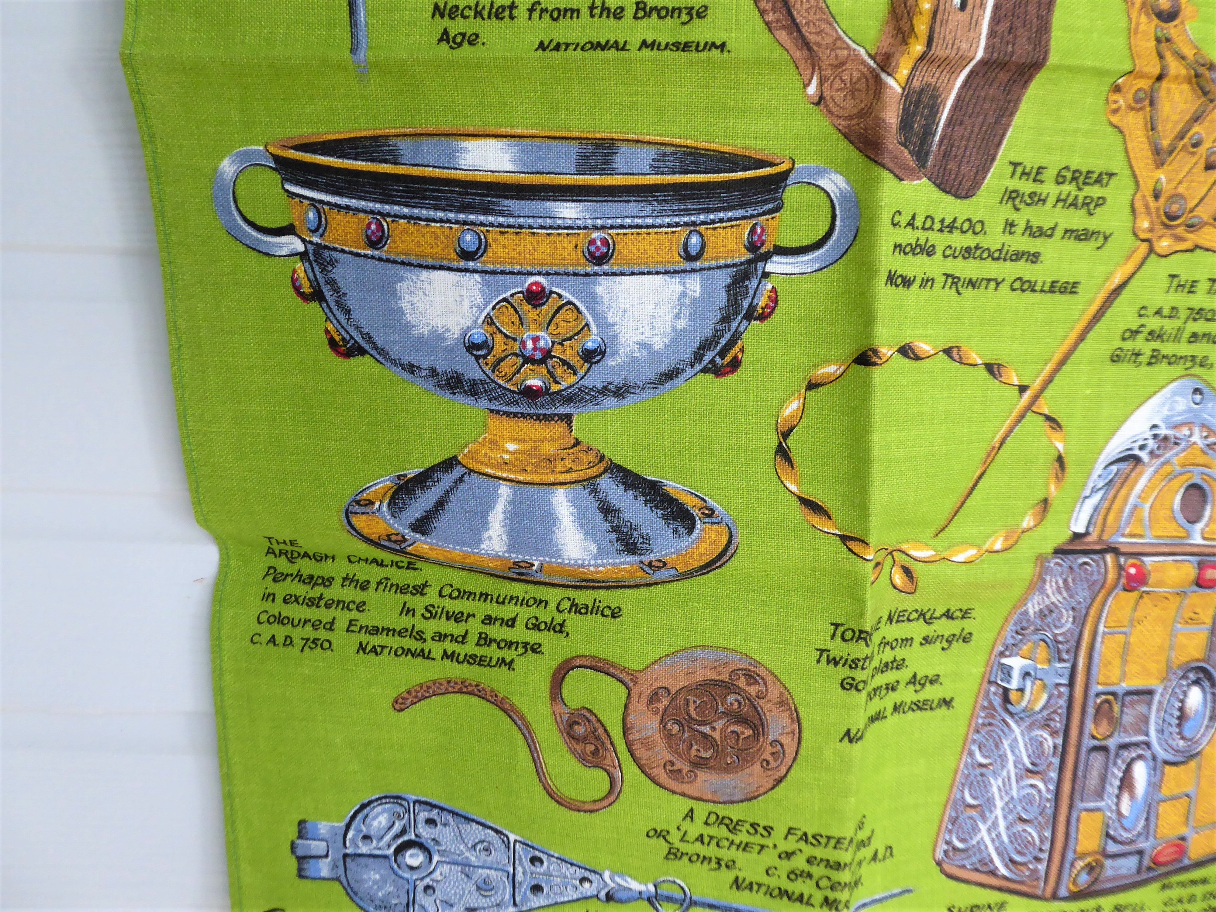 Premium Irish Linen Dish Towel & Tea Towel Set - Authentic Ireland Treasures Design with Tara Brooch & Ardagh Chalice in Emerald Green - Perfect for Kitchen, Dining & Irish-Themed Home Decor