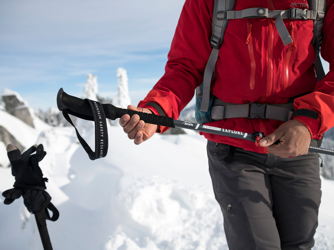 MSR DynaLock Explore Trekking Poles (Pair) - Lightweight Adjustable Hiking Poles for Backpacking, Camping & Outdoor Adventures