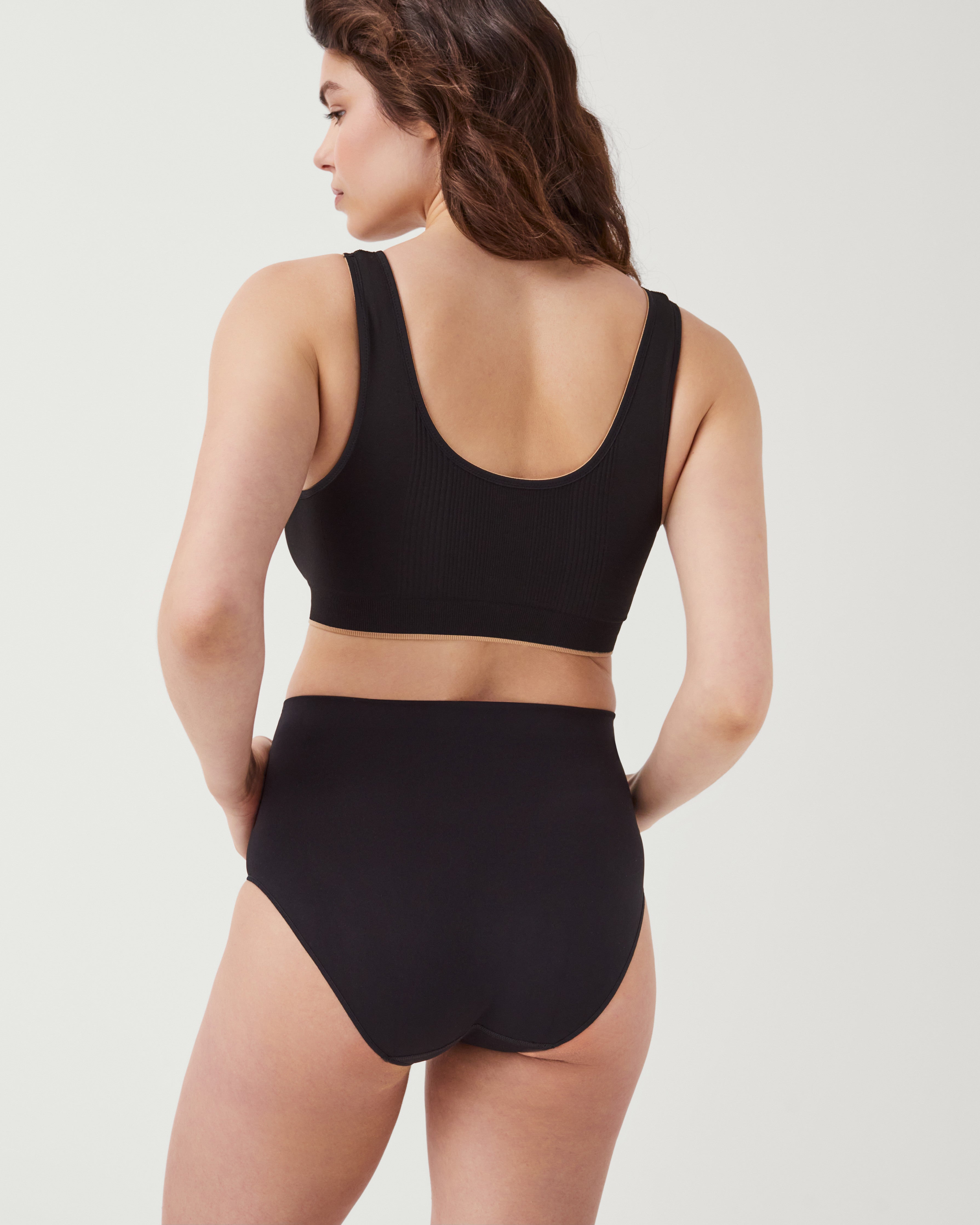 SPANX® Breast of Both Worlds® Reversible Comfort Bra - Wireless Support for Everyday Wear & Workout | Seamless T-Shirt Bra for Women