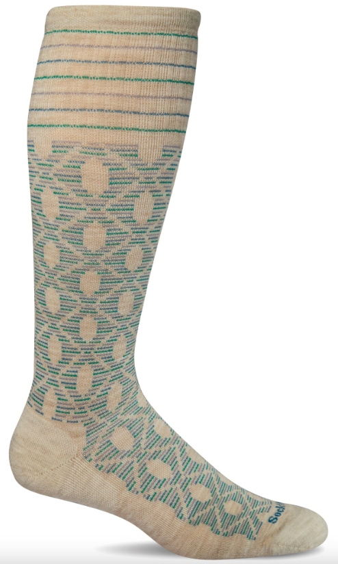 Sockwell Women's Etched Moderate Graduated Compression Socks - Comfortable Support for Travel, Work & Recovery - Perfect for Nurses, Athletes & Long Flights