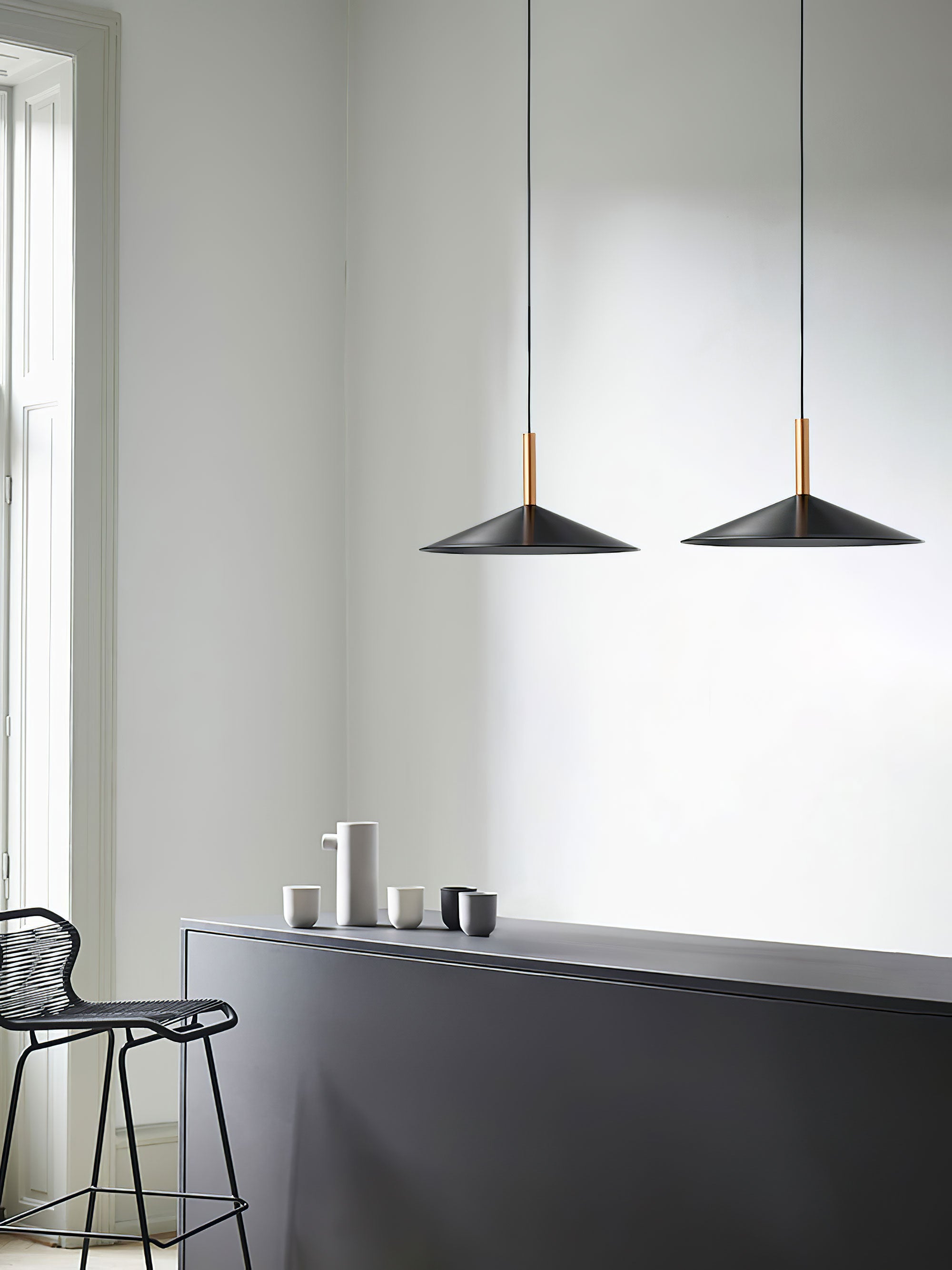 Modern Altura Pendant Lamp - Elegant Hanging Light Fixture for Dining Room, Kitchen Island & Living Room Decor