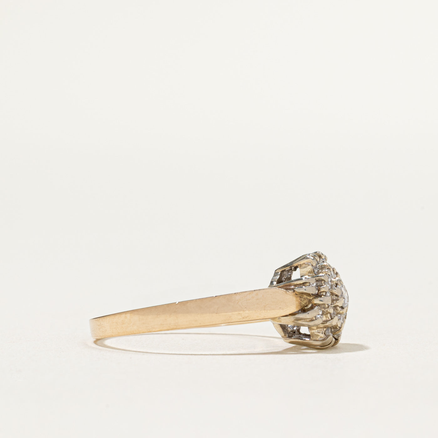 0.28ctw Diamond Cluster Petal Ring - Size 7 | Elegant Floral Design Wedding Band, Anniversary Gift for Her | Perfect for Engagement, Valentine's Day & Special Occasions