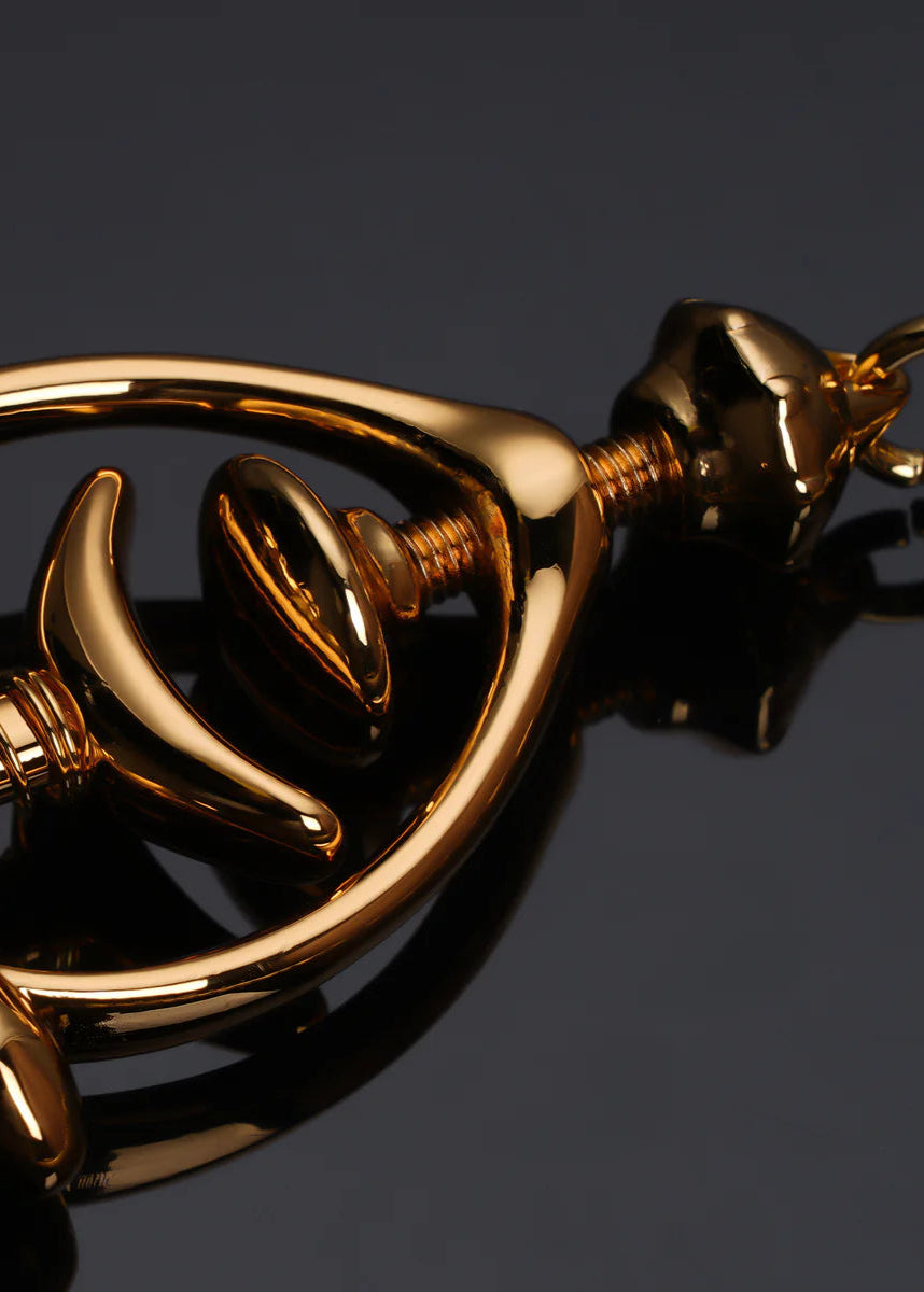 Premium Adjustable Pulling Chain Nipple Clamps for BDSM - Sensual Pleasure & Intimate Play - Perfect for Couples, Roleplay, and Spicing Up Your Sex Life