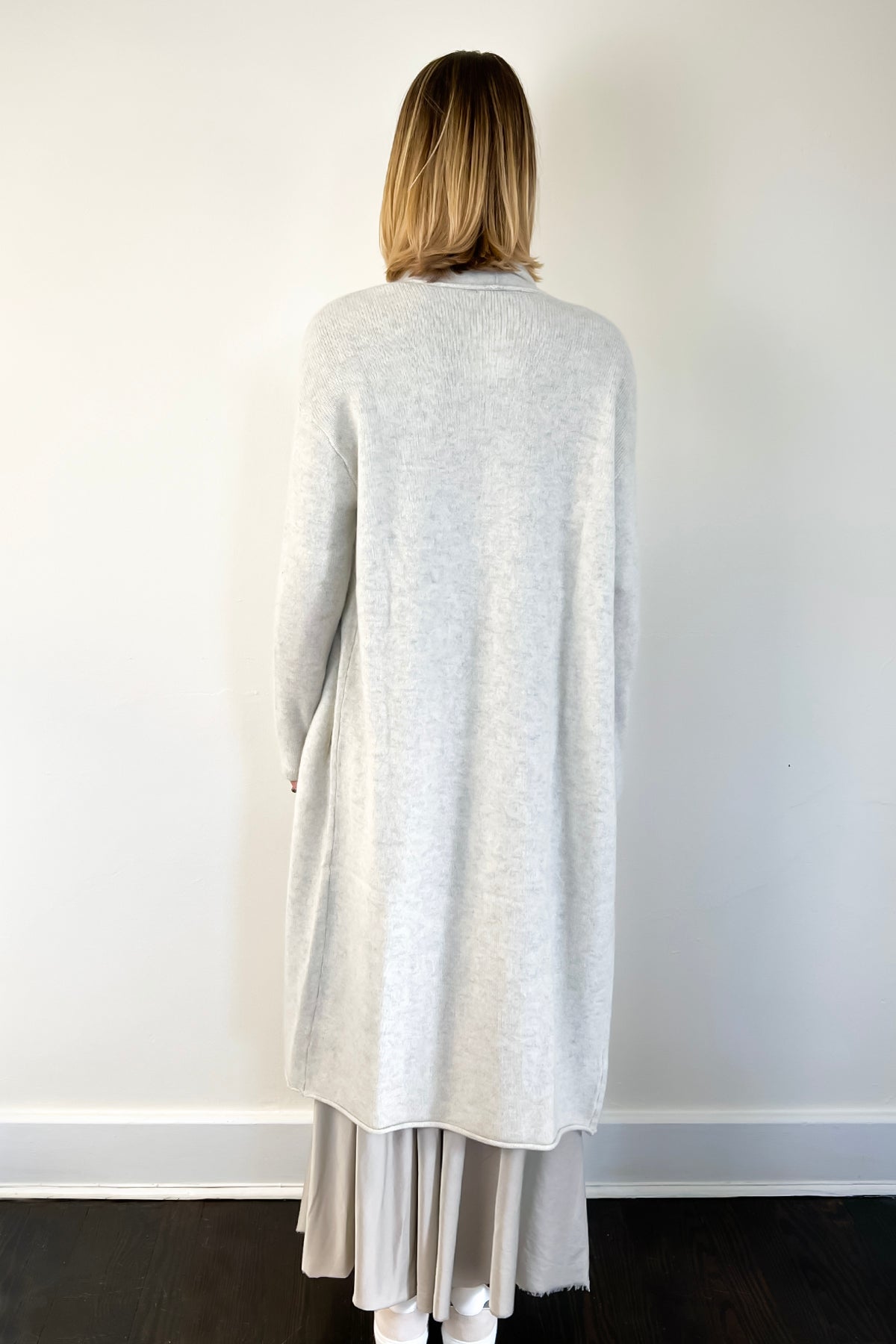 Premium Cashmere Duster Coat - Soft Muslin Fabric for Women - Elegant Dining & Evening Wear - Perfect for Formal Dinners, Parties & Special Occasions
