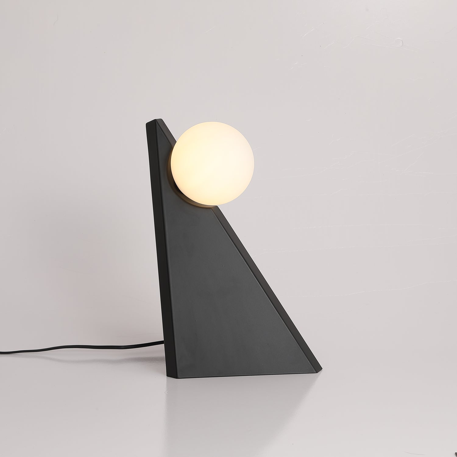 Elegant Noir Roy Table Lamp - Modern Bedside & Living Room Lighting for Home Decor