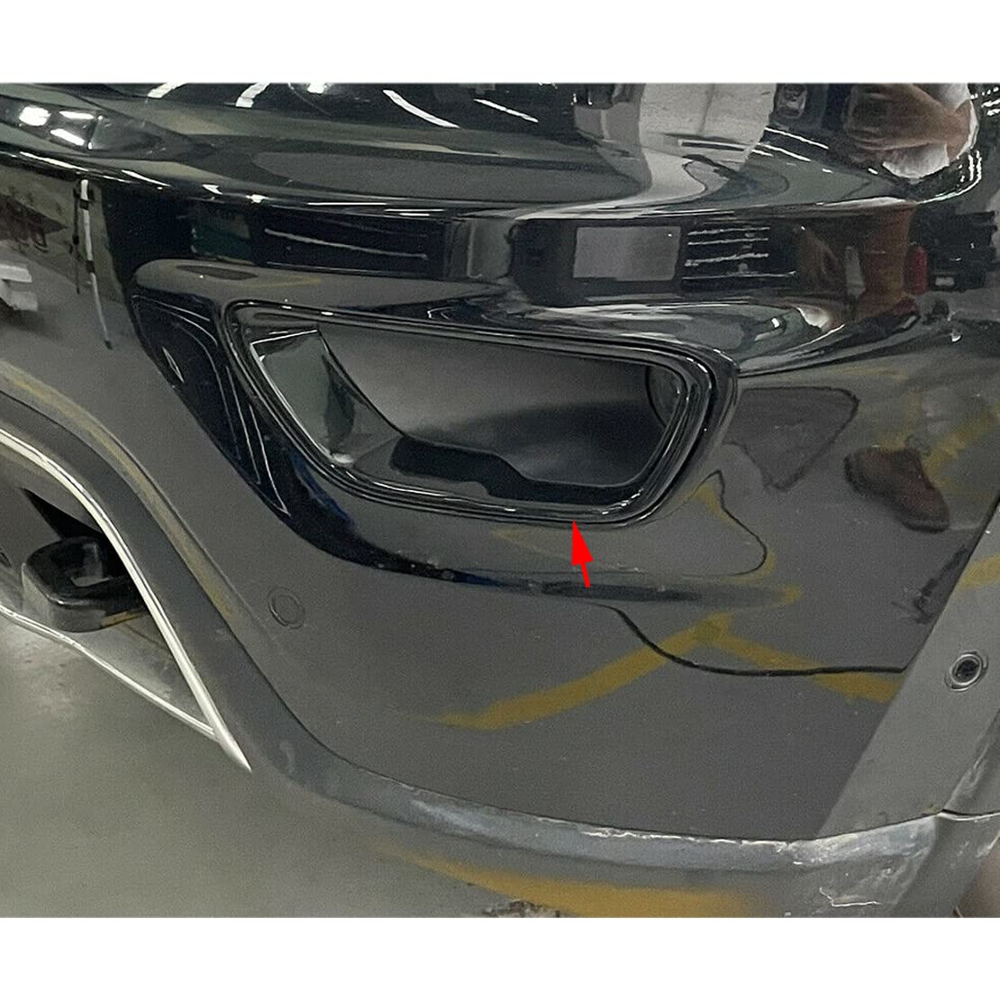 Glossy Black Front Fog Light Cover & Frame Trim for Jeep Grand Cherokee 2017-2021 - Durable Replacement for Fog Lamp Protection & Style Upgrade - Perfect for Off-Roading & Night Driving