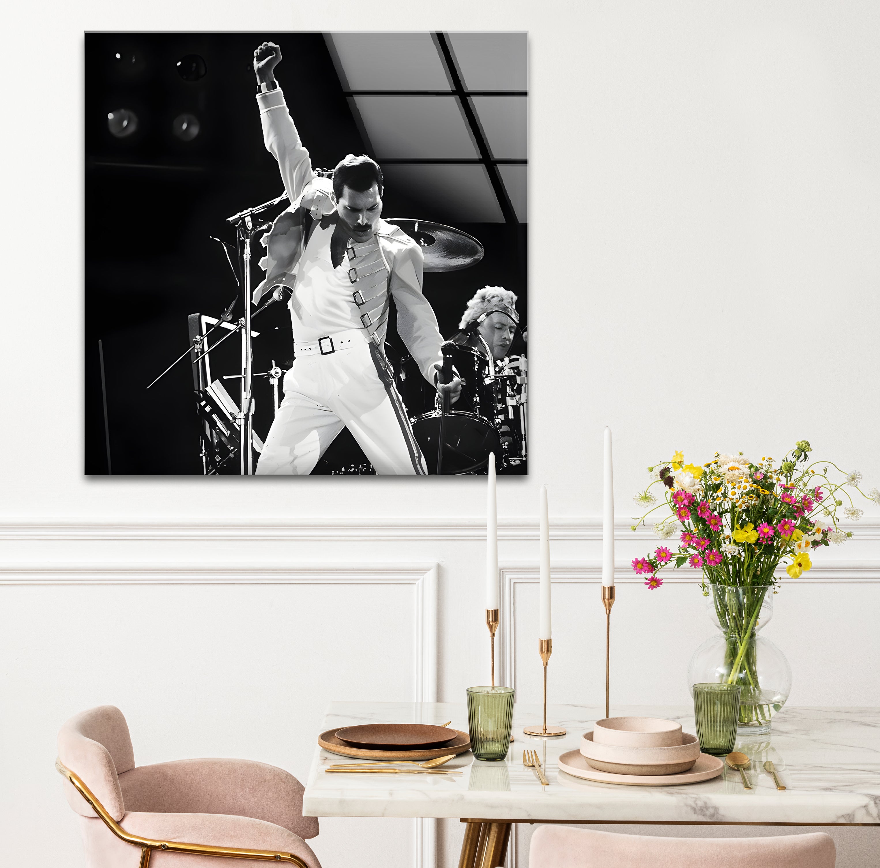 Freddie Mercury Glass Wall Art - Black & White Queen Band Tribute for Home & Office Decor - Perfect for Music Lovers & Retro Style Interiors