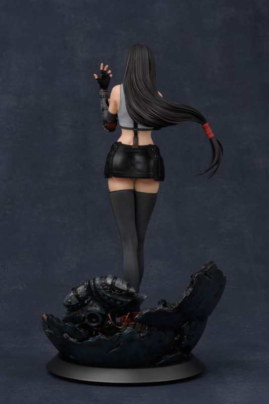 Neoclassicism x O2 Fighting Goddess Tifa Action Figure - Collectible Anime Statue for Final Fantasy VII Fans | Perfect for Home Display, Gaming Room Decor, and Anime Collections