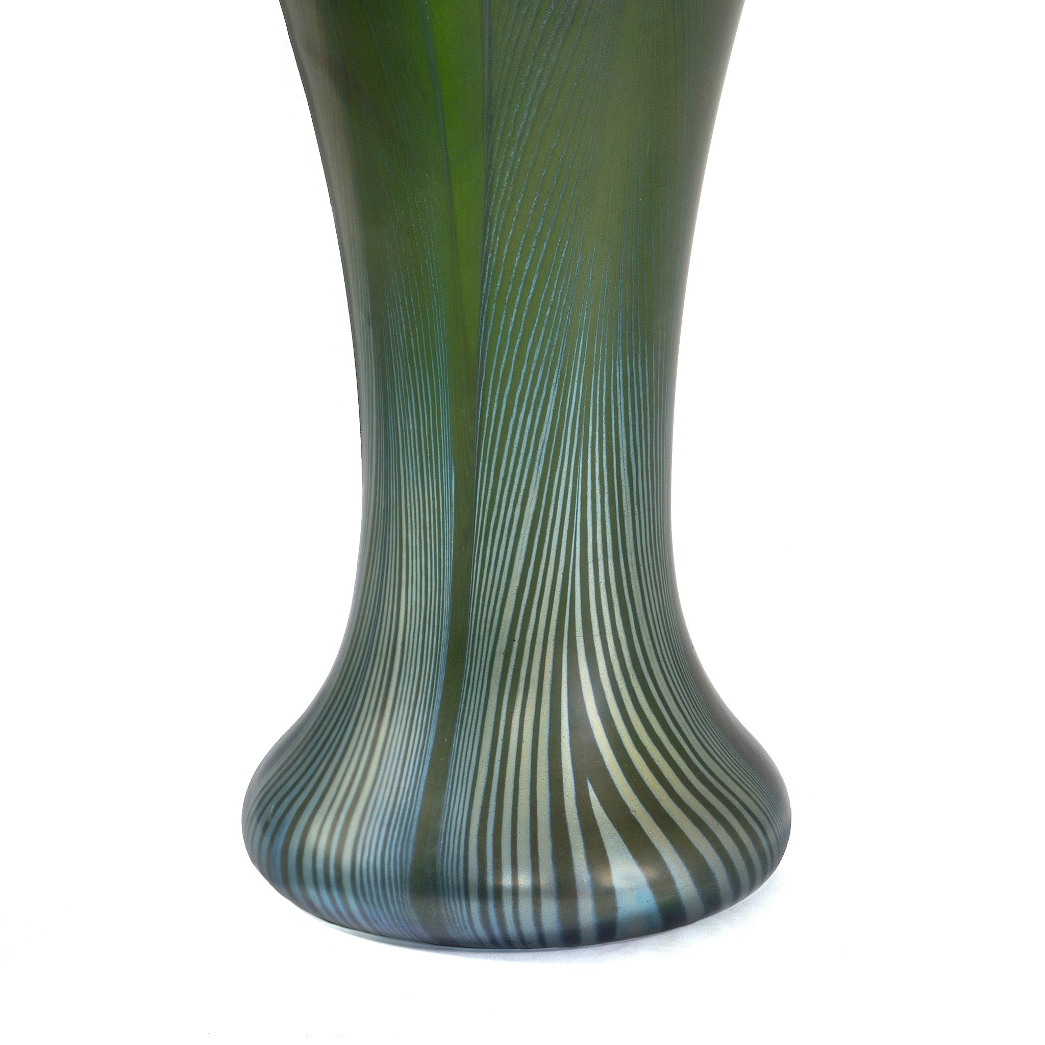 Tiffany Studios New York Monumental Peacock Vase - Handcrafted Art Glass Vase for Home Decor, Luxury Gift & Collector's Item | Perfect for Living Room, Office & Wedding Centerpiece