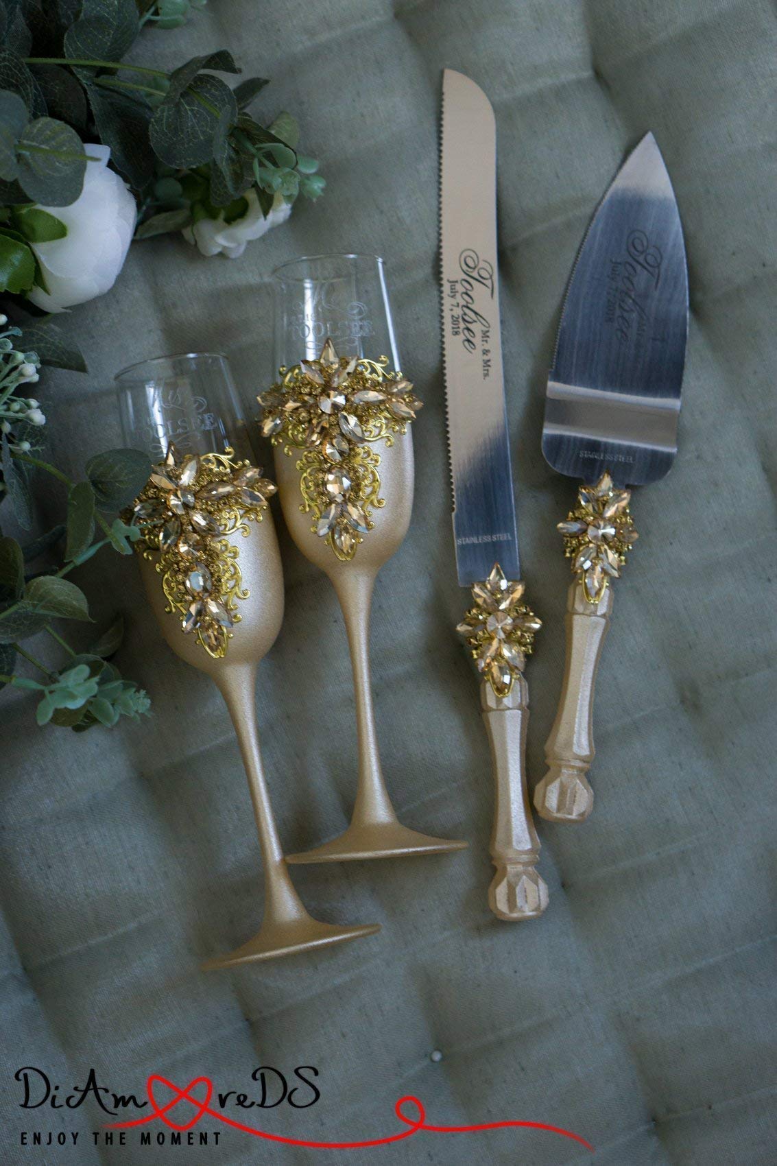 Elegant Gold Wedding Flutes & Cake Server Set - Premium Wedding Cake Cutting Kit - Champagne Toasting Glasses for Bridal Showers, Receptions & Anniversary Celebrations