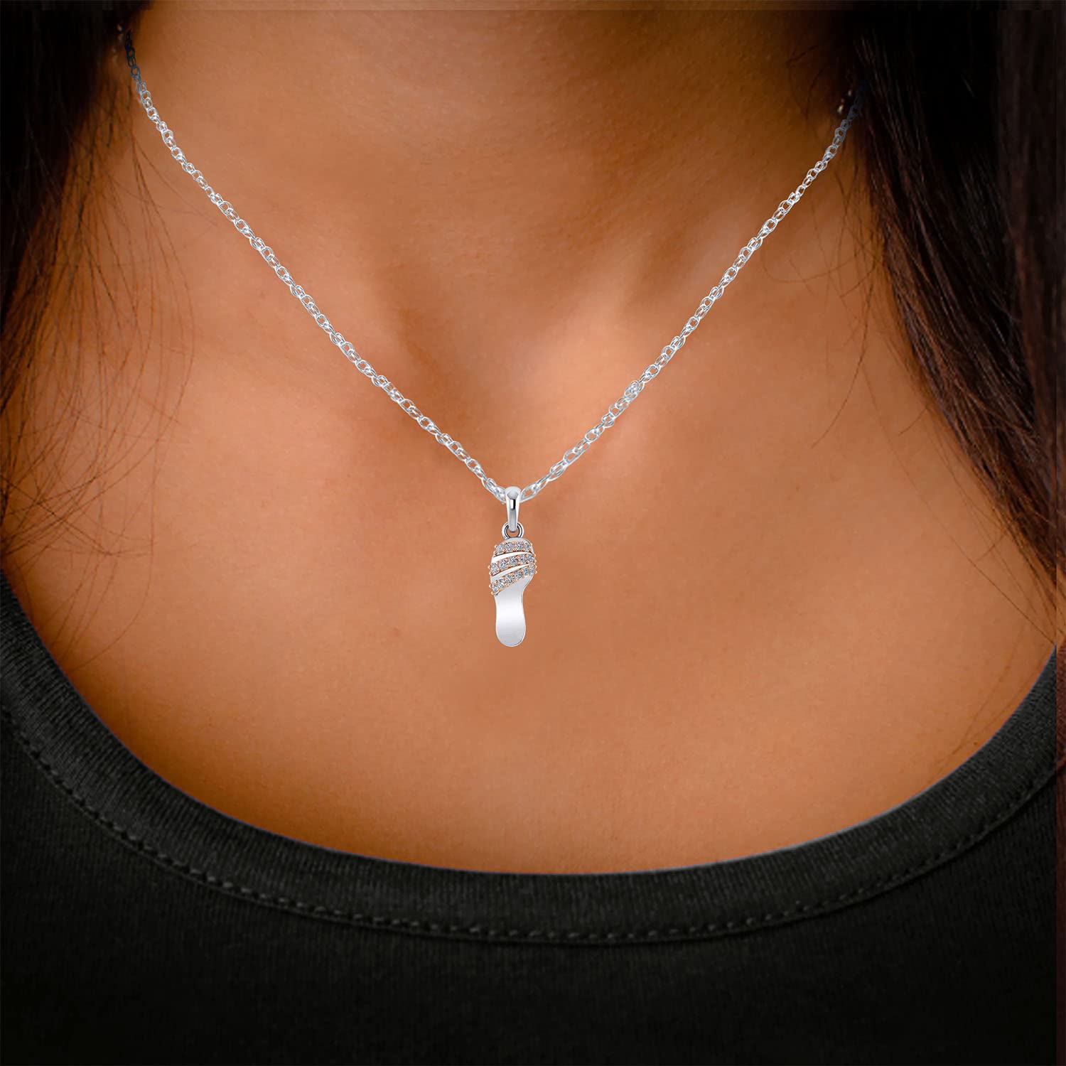 14K Gold Flip Flop Pendant Necklace with Diamond Accents - 18