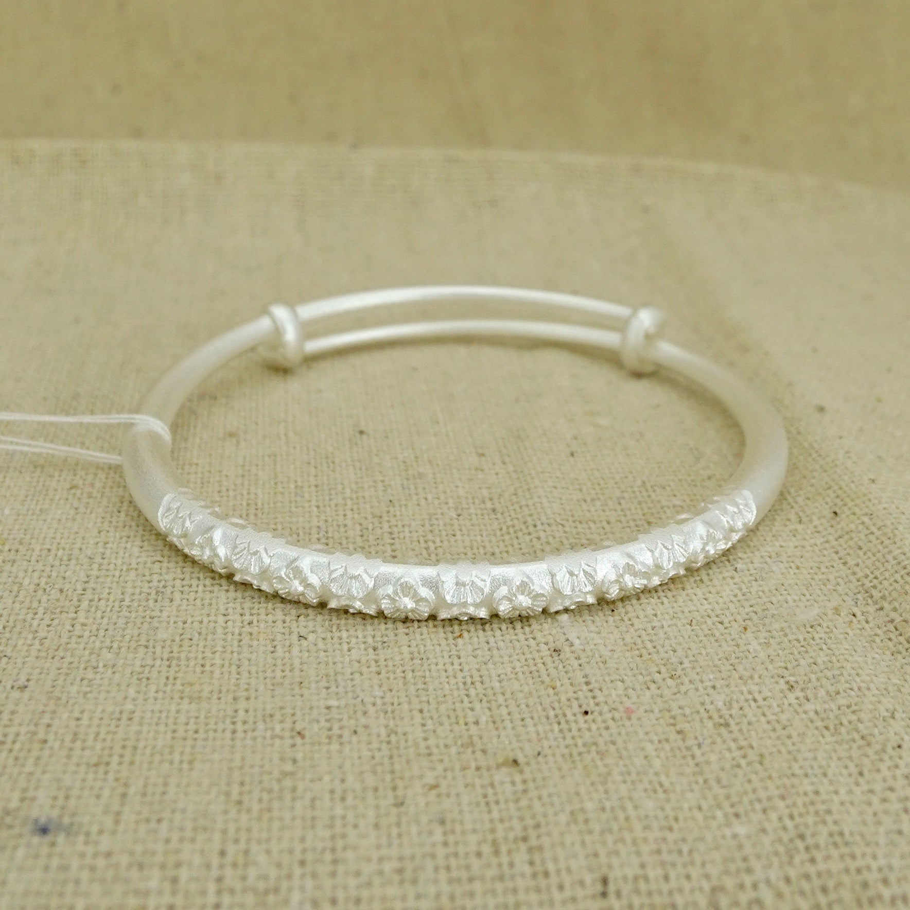 Elegant Silver Bangle Bracelet for Women - 925 Sterling Silver Adjustable Minimalist Jewelry - Perfect for Weddings, Parties & Everyday Wear