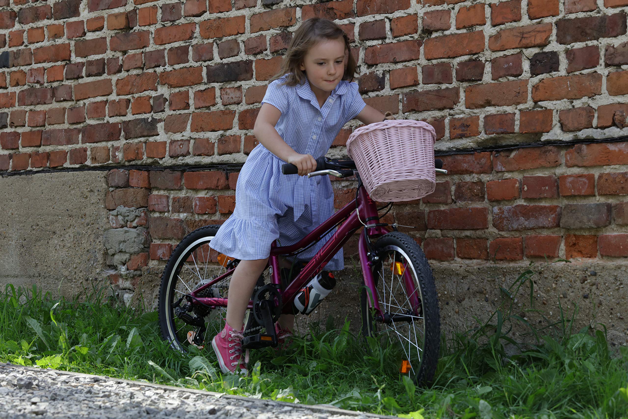 Natural Woven Wicker Bike Basket - Large Front Handlebar Basket for Bicycle | Handmade Rattan Cycling Accessory | Perfect for Picnics, Groceries & Beach Cruisers