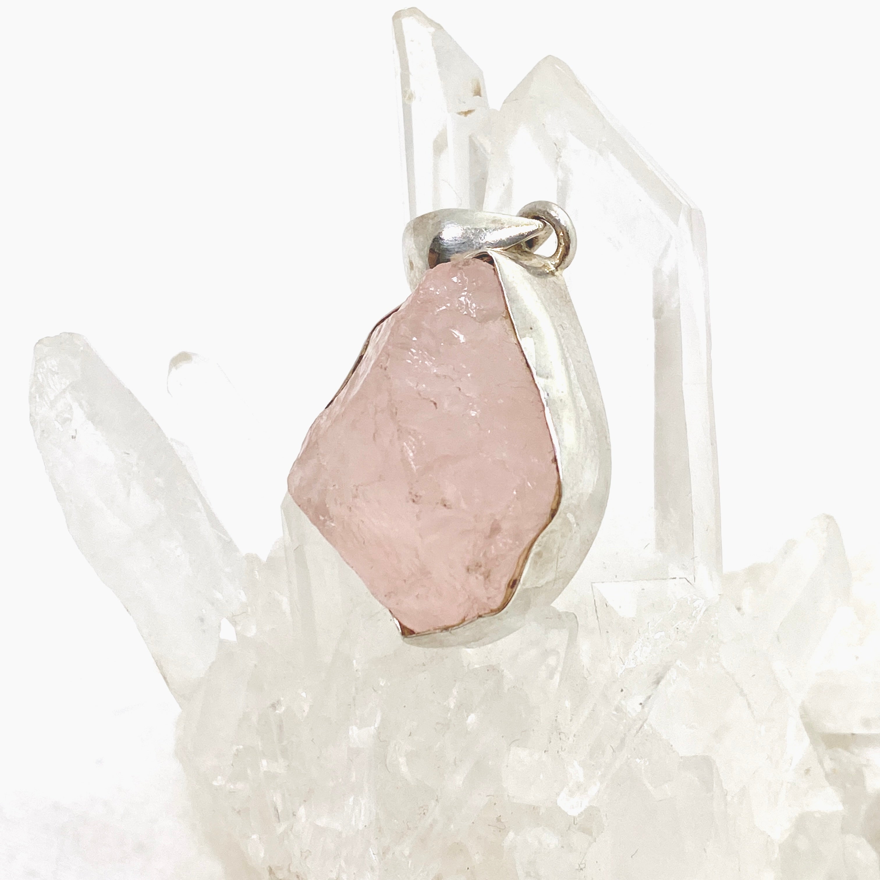 Natural Rose Quartz Raw Stone Pendant Necklace KPGJ1510 - Healing Crystal Jewelry for Love & Harmony, Perfect for Meditation & Gifting