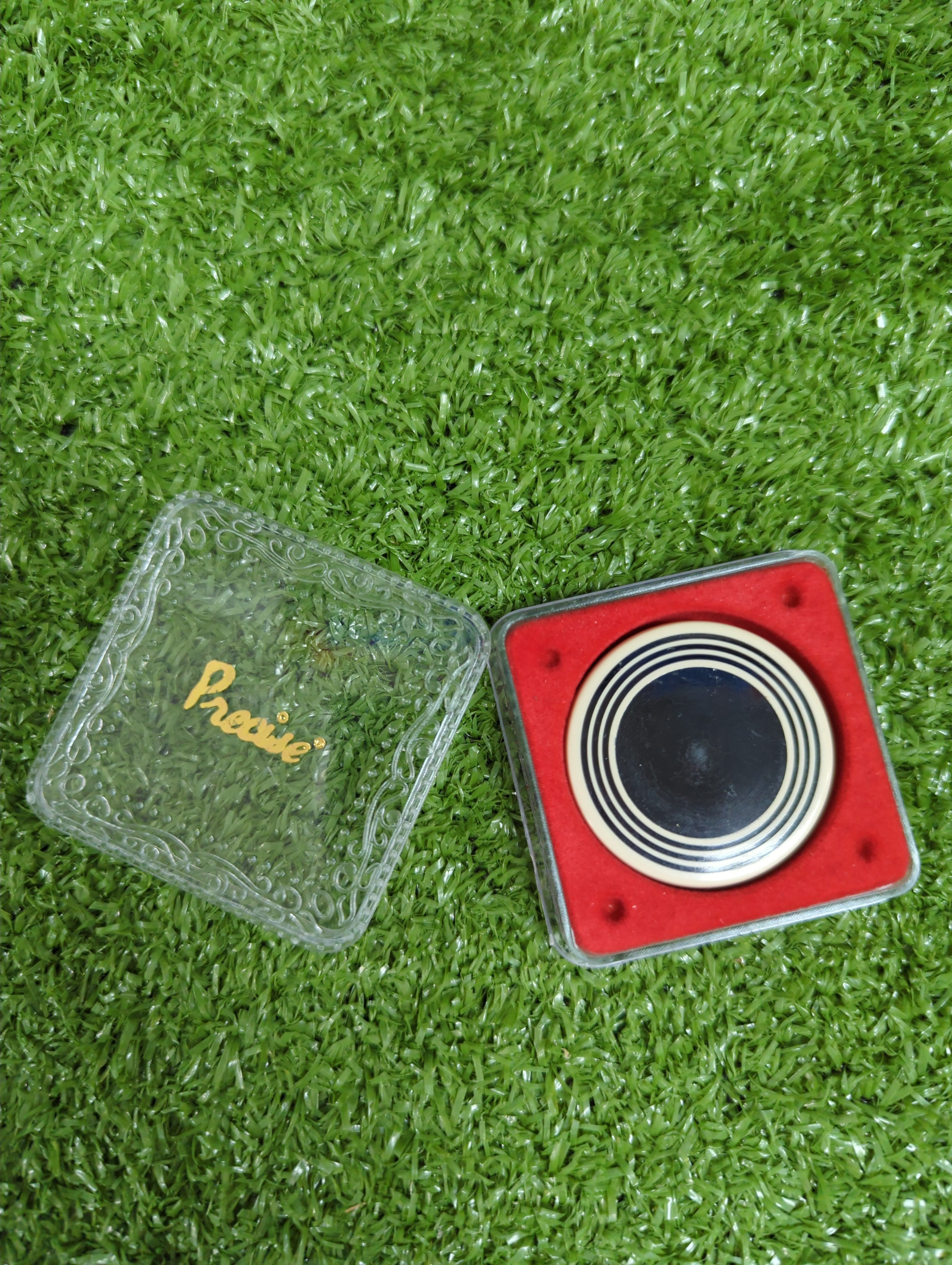 Professional Chroma Carrom Striker for Precision Shots - Perfect for Indoor Games & Family Fun