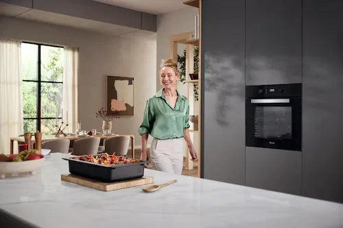 Miele 60cm Built-In Pyrolytic Oven H 2861 BP - Self-Cleaning, Energy Efficient for Modern Kitchens | Perfect for Baking, Roasting & Family Cooking