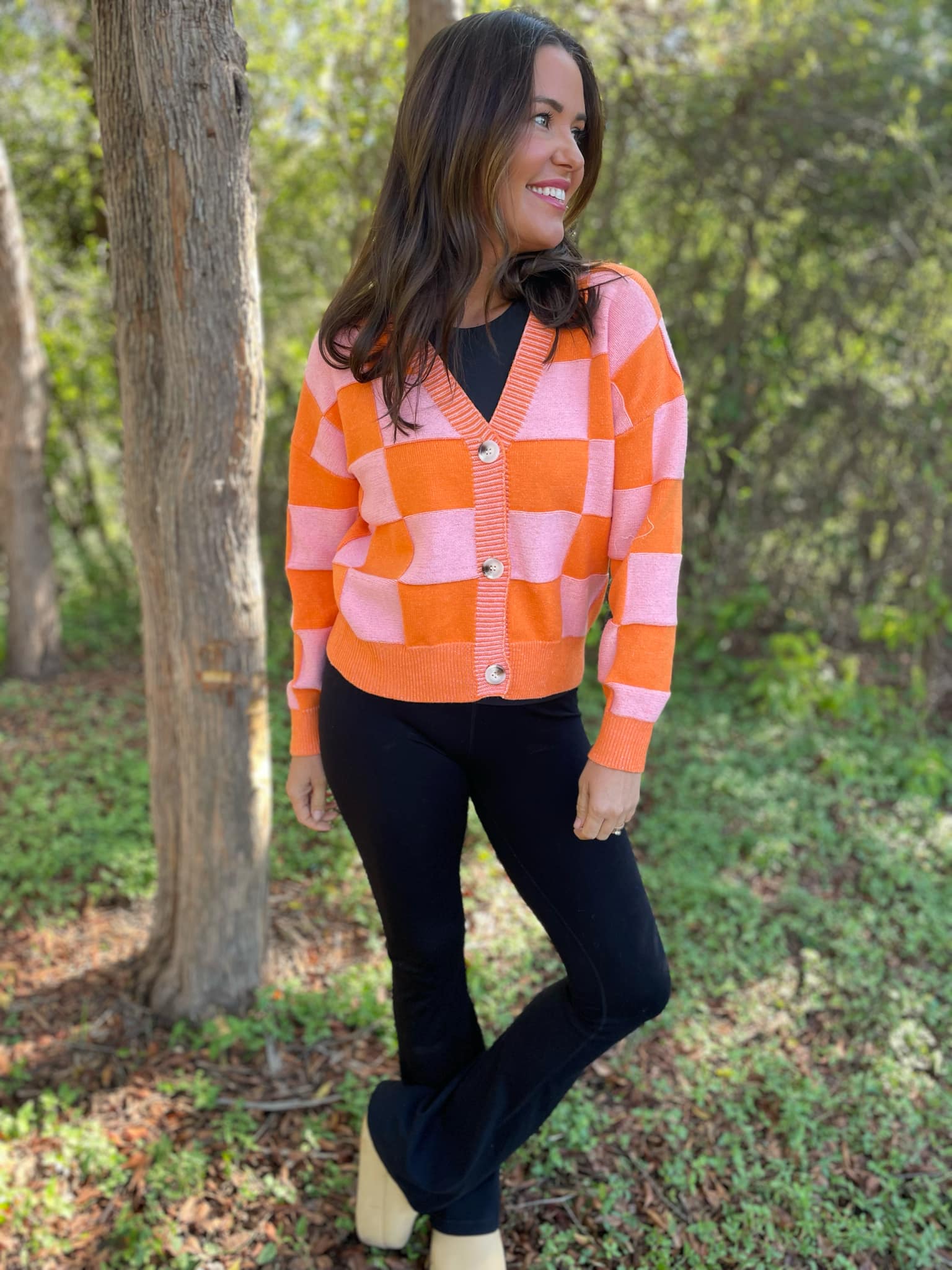 PREORDER: Stylish Checkered Cardigan for Women - 3 Color Options | Cozy Fall & Winter Fashion | Perfect for Casual Outfits, Office Wear & Date Nights