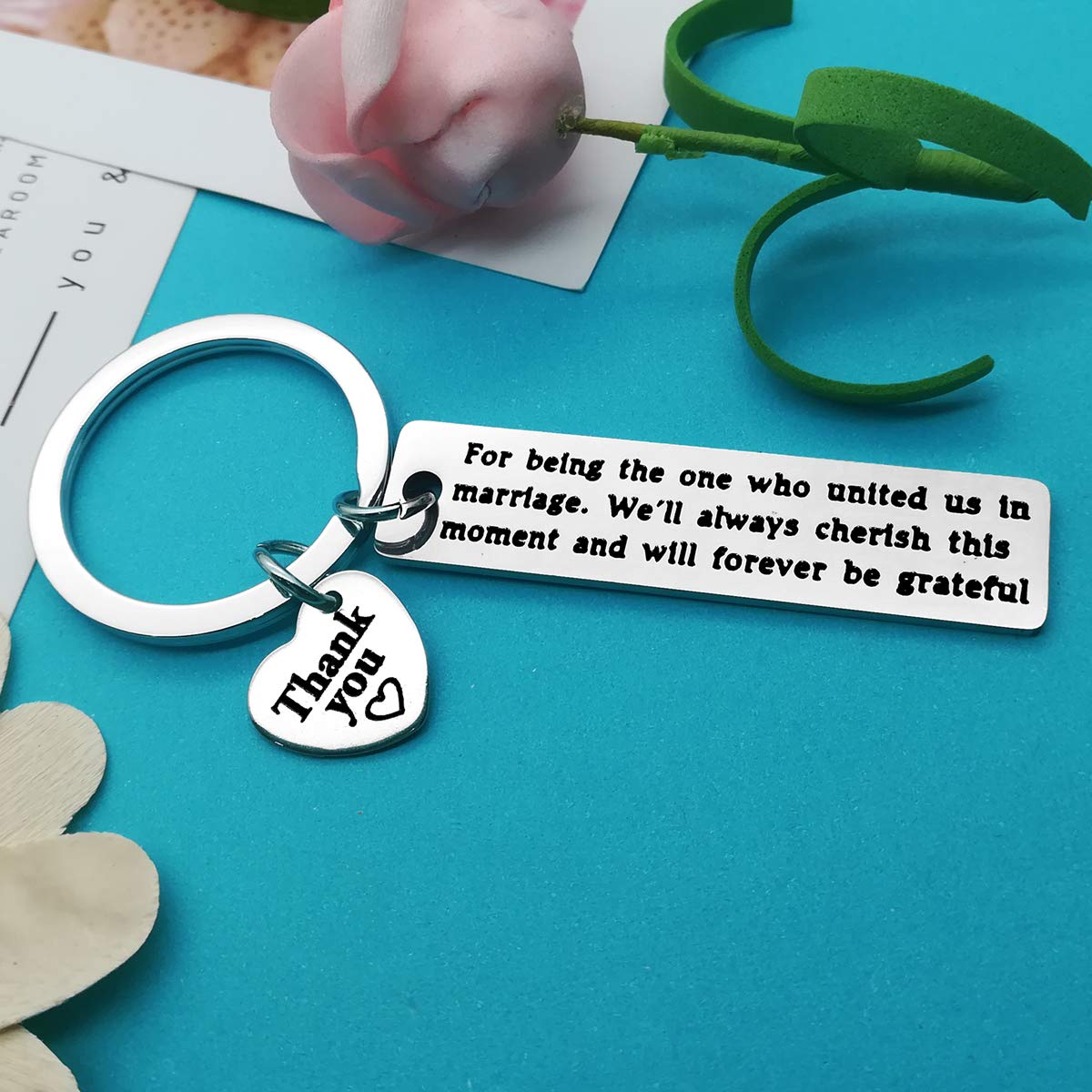 Wedding Officiant Keychain - Personalized Thank You Gift for Wedding Planner & Officiant - Perfect for Officiant Appreciation, Wedding Party Favors & Ceremony Keepsakes
