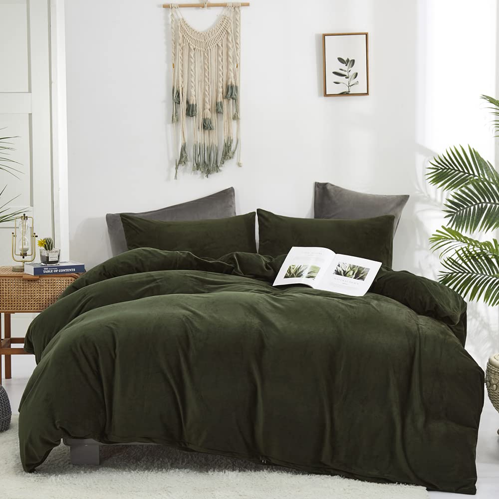 CLOTHKNOW Army Green Fluffy Comforter Set - Twin Size Velvet Flannel Bedding, Soft & Cozy Solid Hunter Green Comforter for Winter Warmth | Perfect for Bedrooms, Dorms & Guest Rooms