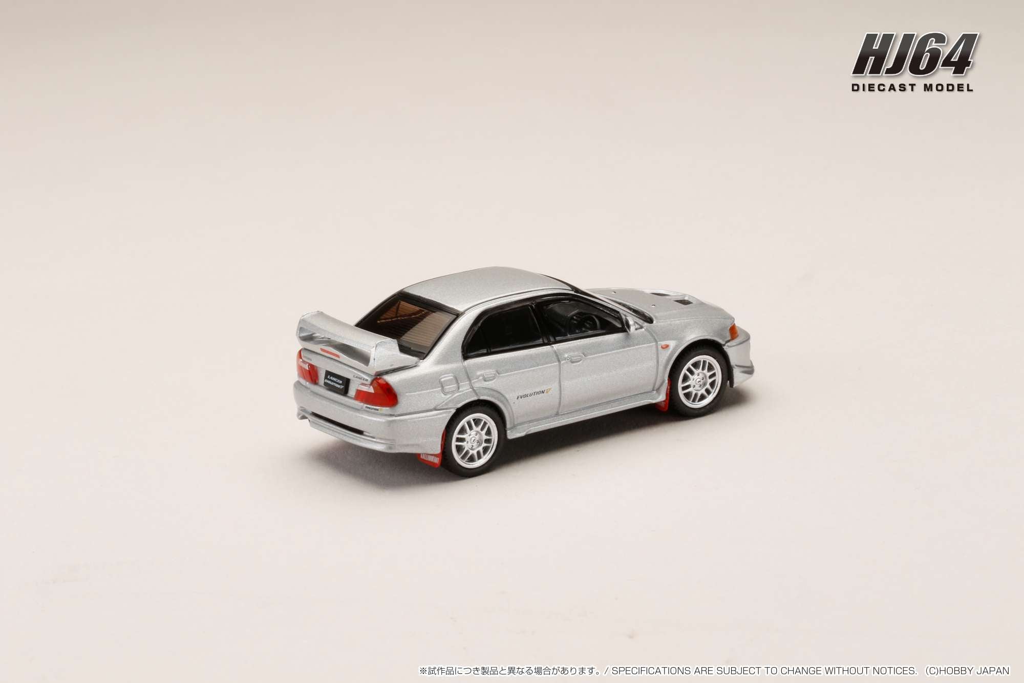 1:64 Scale Mitsubishi Lancer GSR EVO V 1998 Diecast Model Car - Satellite Silver with Mud Flaps | Collectible Japanese Hobby Car for Display & Racing Simulation