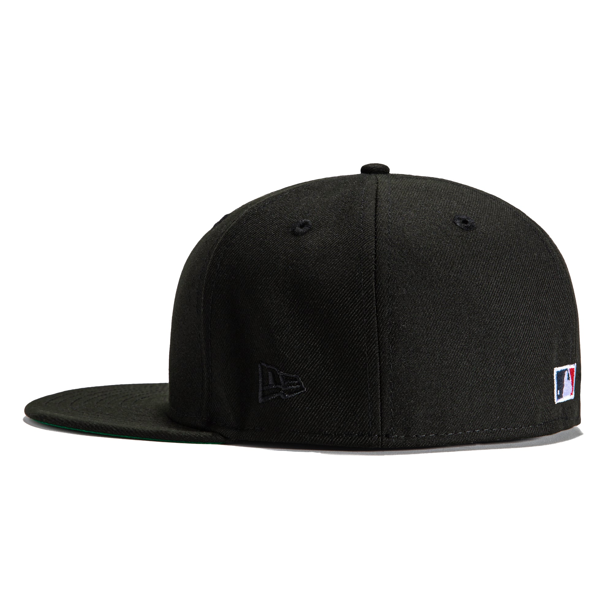 New Era 59Fifty Black New York Yankees 1996 World Series Patch Snapback Hat - Official MLB Baseball Cap for Men & Women - Perfect for Games, Fan Gear & Streetwear Fashion