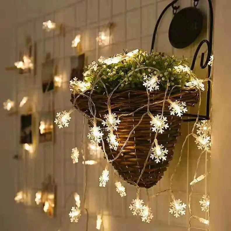 LED Snowflakes String Lights - 50ft Winter Fairy Lights for Indoor & Outdoor Christmas Decor, Party, Wedding, Garden - Warm White & Cool White Options