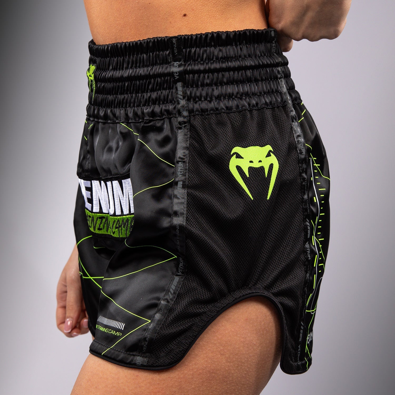 Venum Training Camp 4.0 Muay Thai Shorts - Black/Neon Green - MMA, Kickboxing & Muay Thai Training Gear for Men - Perfect for Gym Workouts & Combat Sports