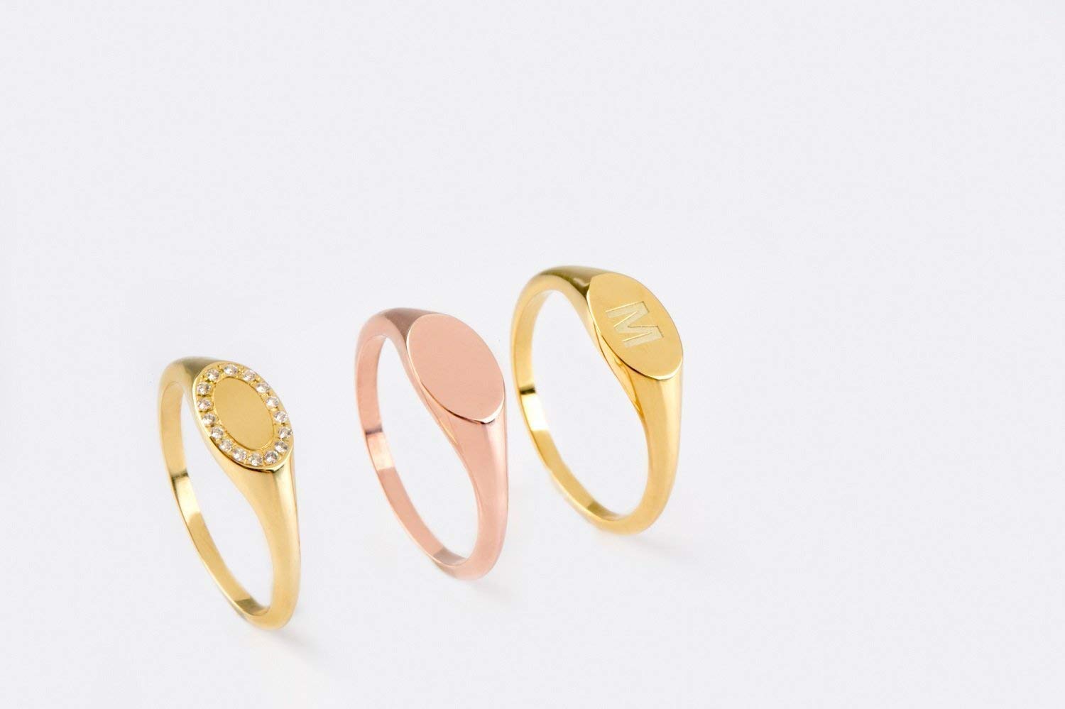 Elegant 9K 14K 18K Solid Gold Women's Oval Diamond Signet Ring - Dainty Chevalier Ring with Diamonds - Perfect Anniversary & Birthday Gift for Her - Ideal for Weddings, Parties & Special Occasions - RN300