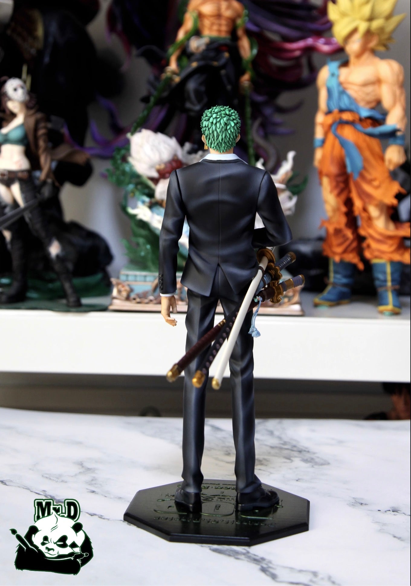Mr.D Studio Dressrosa Zoro Anime Figure - One Piece Roronoa Zoro Statue Collectible for Anime Fans, Perfect for Display in Home, Office or Gaming Room