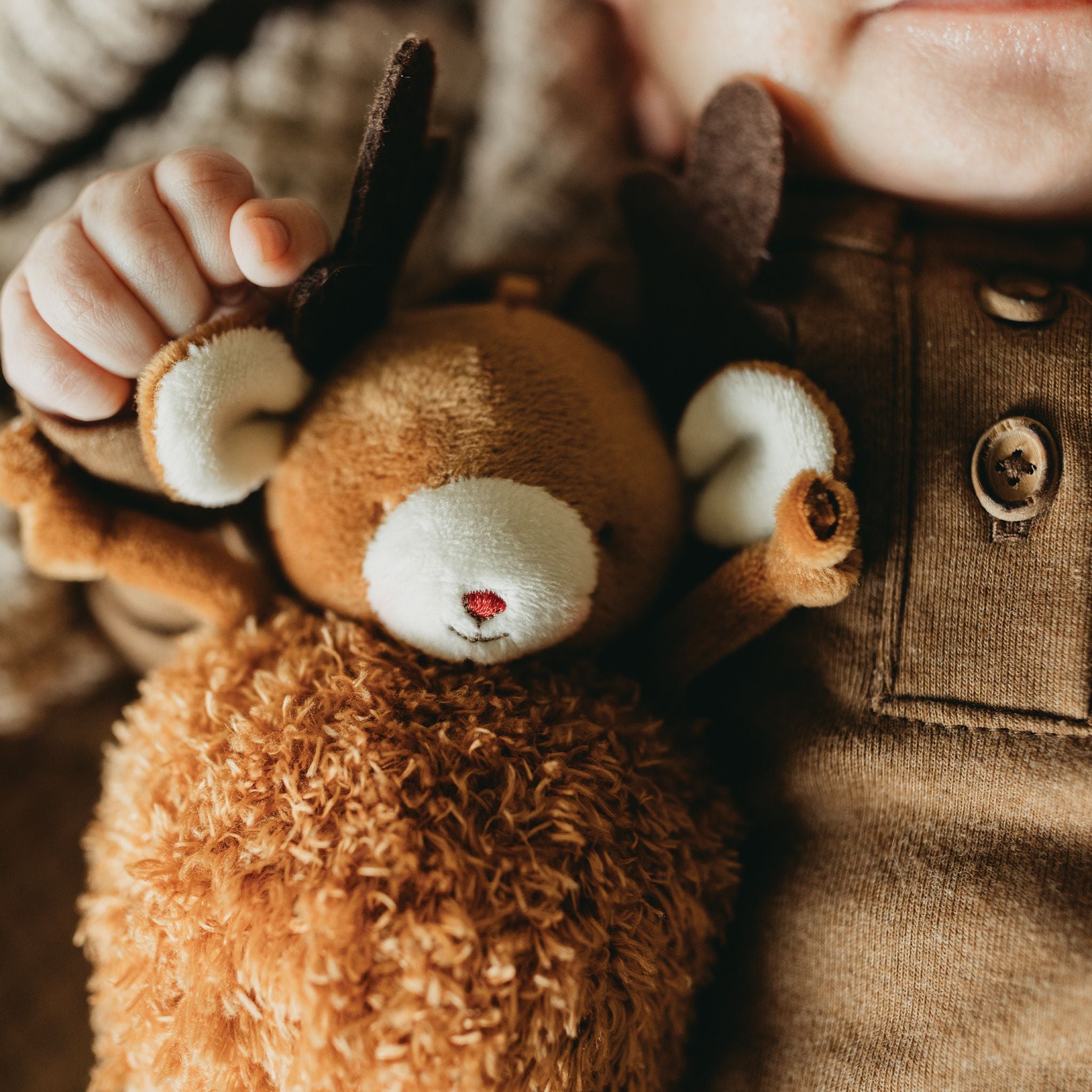 Reindeer Me Roly Poly Toy - Cute Tumbling Christmas Decor for Kids & Home - Perfect for Holiday Playtime and Festive Decorations