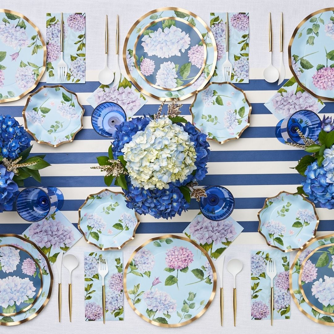 Complete Hydrangea Floral Table Setting Kit for 8 - Elegant Dinner Party Decor for Weddings, Anniversaries & Special Occasions