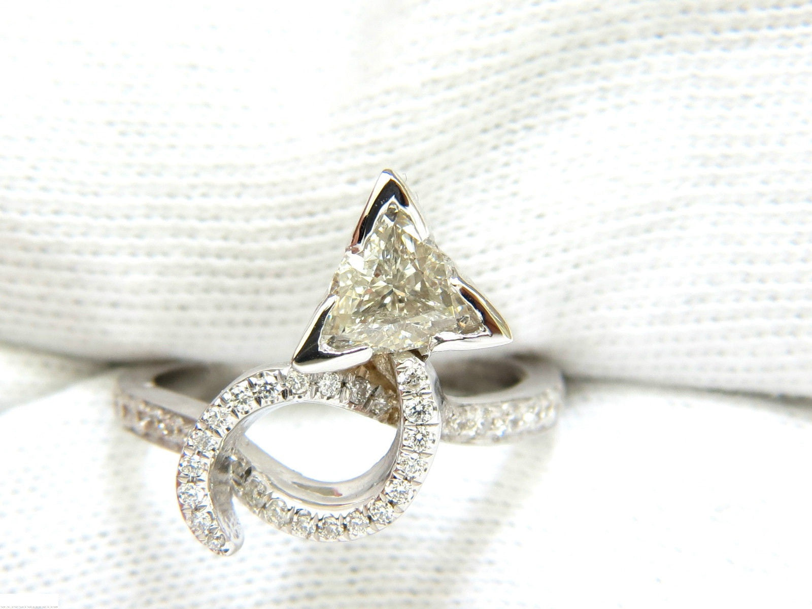 1.56CT Triilliant Diamond Crossover Ring in 14KT White Gold - Elegant Modern Jewelry for Weddings, Anniversaries & Special Occasions