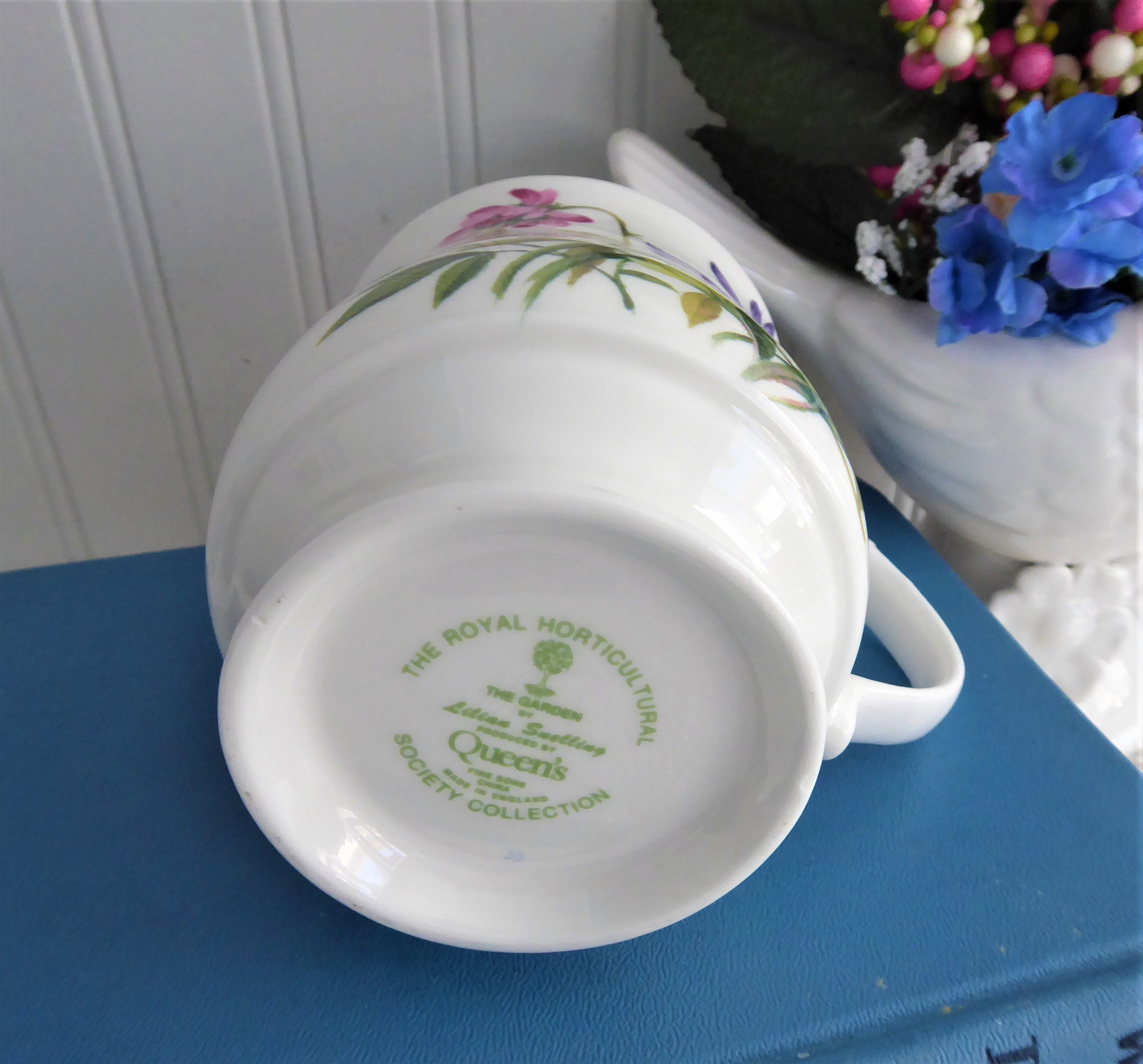 Vintage 1990s English Bone China Mug with Buttercups, Harebells & Clover Floral Design - RHS Queens Collection - Perfect for Tea Time & Collectible Display