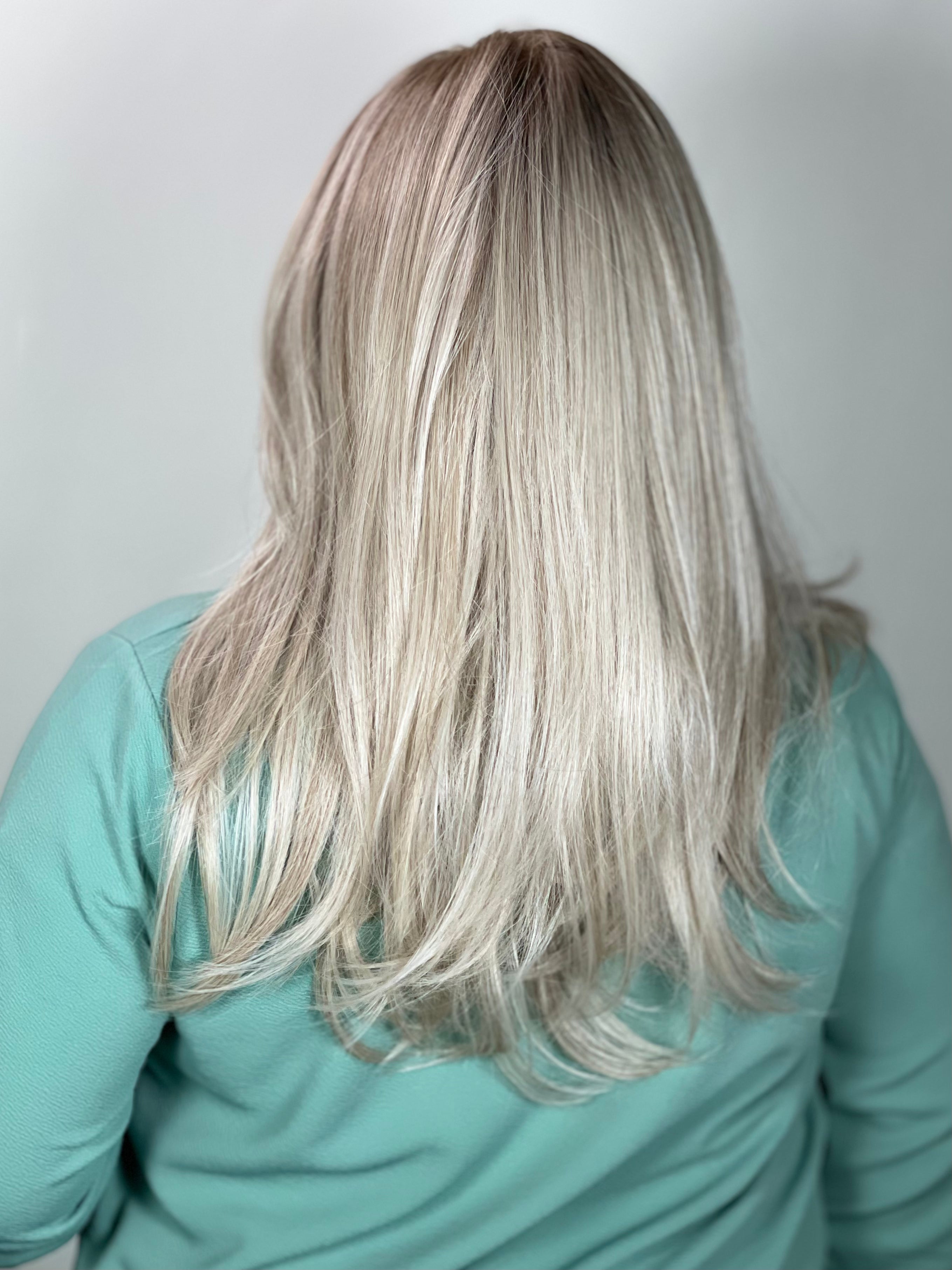 TIMELESS TOPPER 18 Straight Hair Topper for Women - Natural Looking Hairpiece for Thinning Hair - Perfect for Everyday Wear & Special Occasions