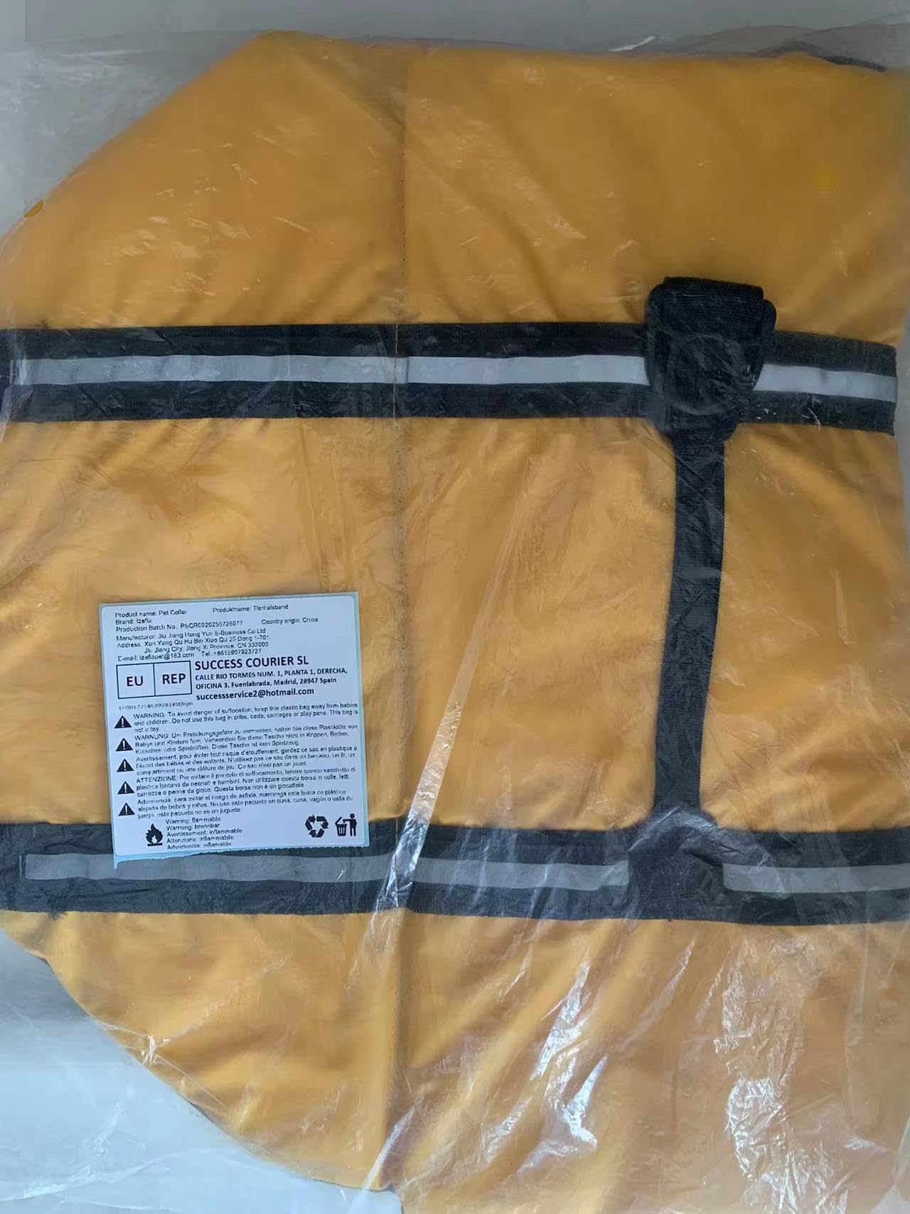 **Dog Life Jacket - Swimming Safety Vest with Handle for Small, Medium & Large Dogs - High Visibility Yellow Flotation Coat for Pool, Beach & Boating (Size S)**