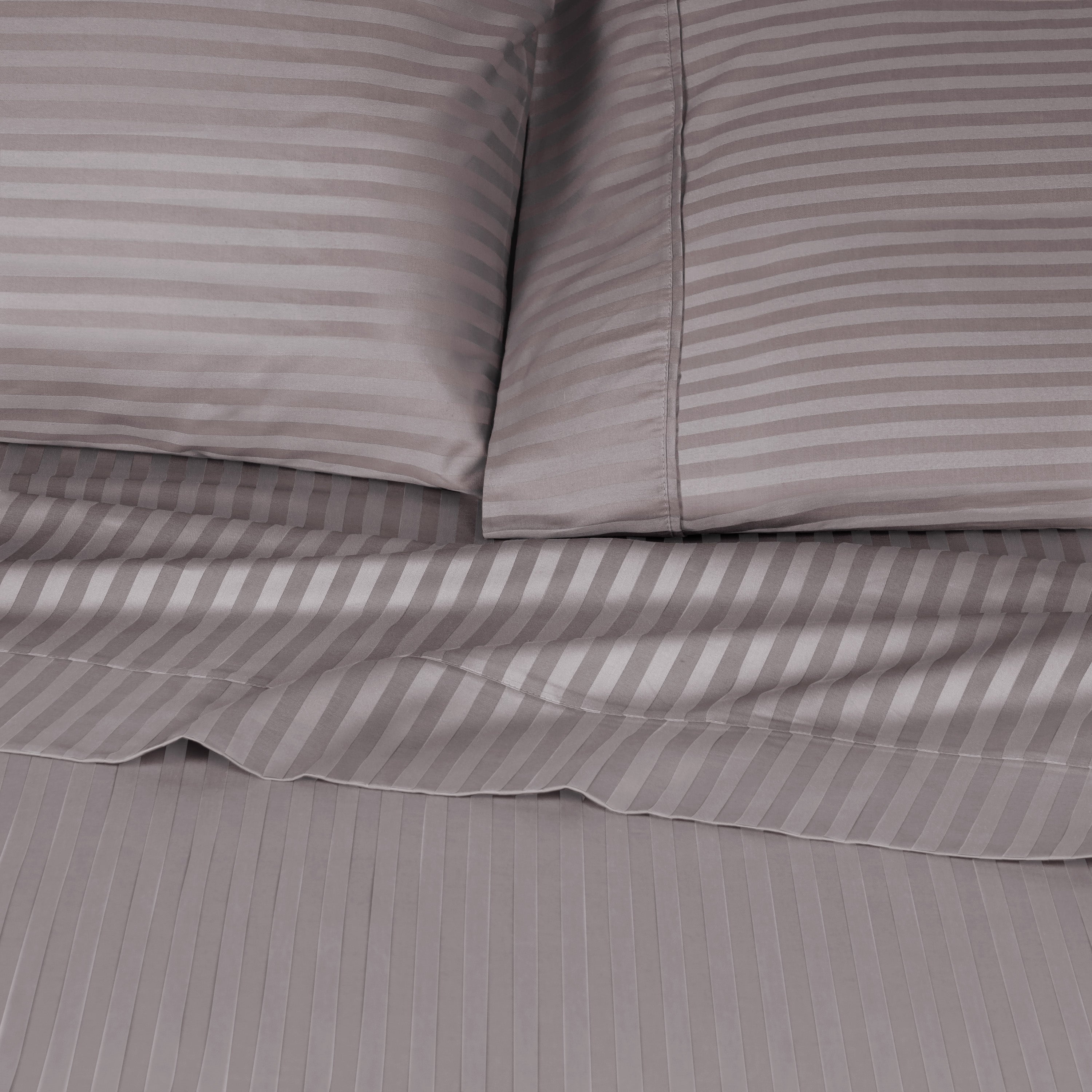 Premium 100% Egyptian Cotton 300 Thread Count Sheet Set - Deep Pocket Fitted, Flat Sheet & Pillowcases - Soft Breathable Bedding for Luxury Hotels & Home Use