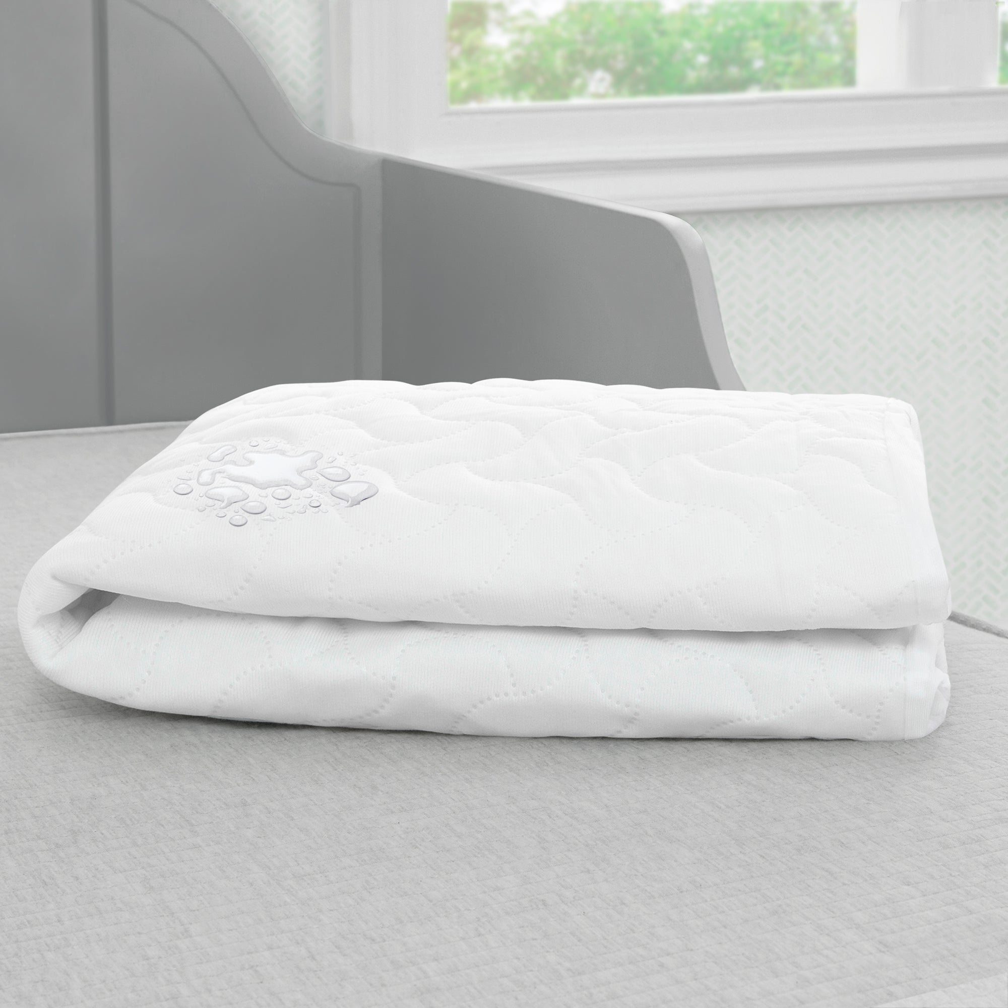 Organic Waterproof Fitted Crib Mattress Pad - Breathable Baby Crib Mattress Protector Cover for Newborn & Toddler - Perfect for Nursery, Daycare & Travel Use