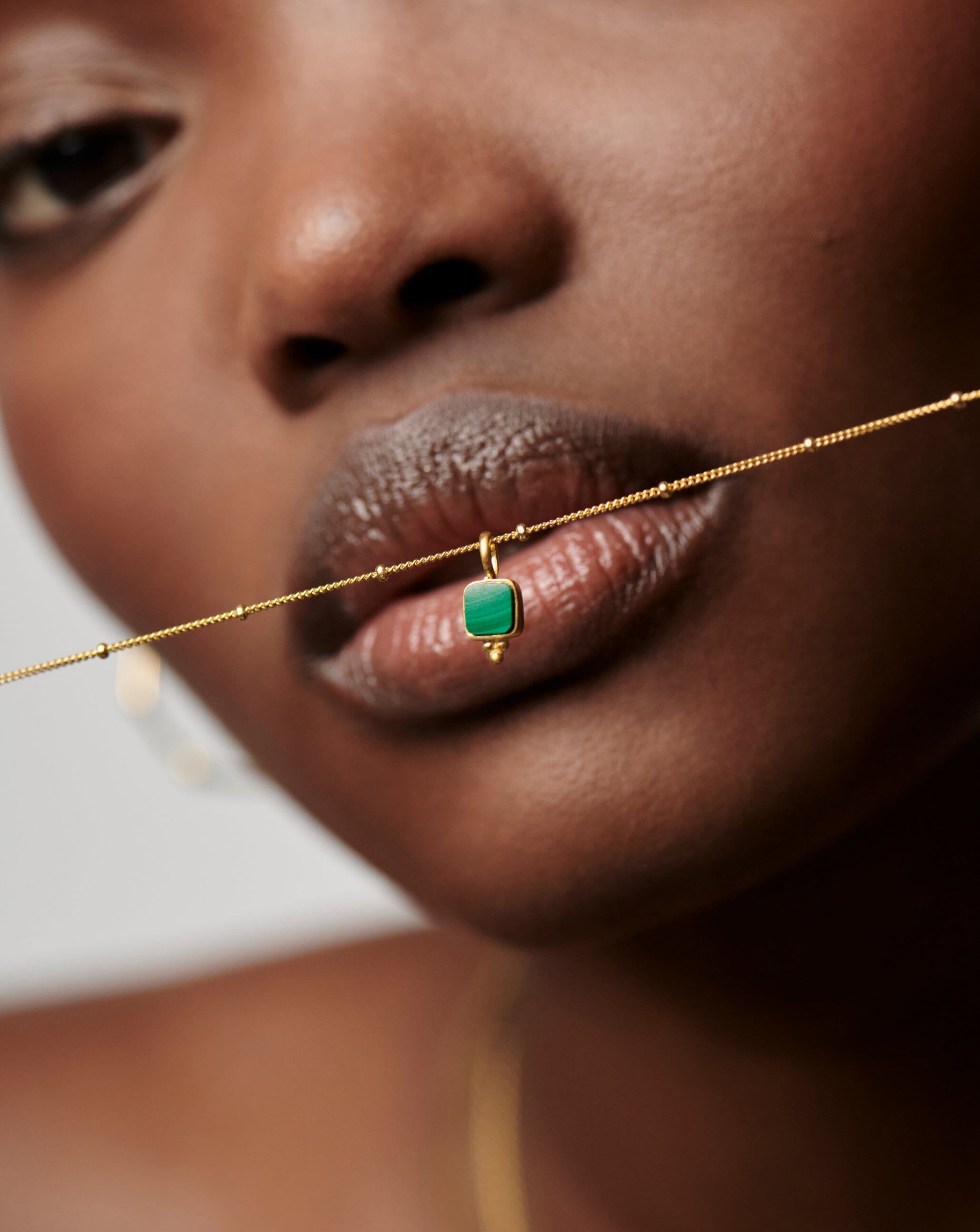Lucy Williams Malachite Choker Necklace - 18k Gold Vermeil & Genuine Malachite Stone Jewelry for Women | Elegant Gift for Birthday, Anniversary & Special Occasions