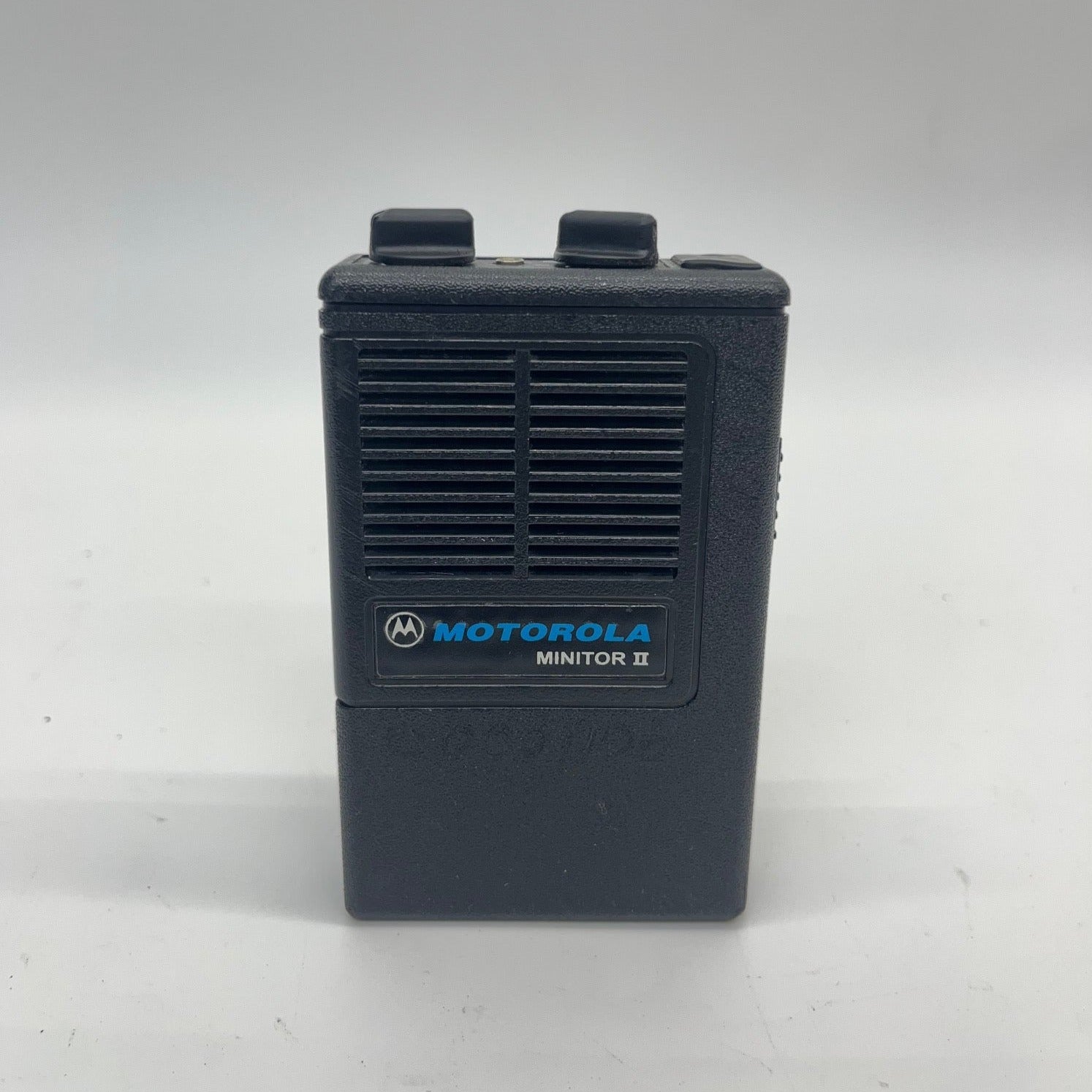 Motorola Minitor II H01UMC1222AC Low Band Voice Pager with Charger - Reliable Emergency Communication for First Responders & Security Professionals