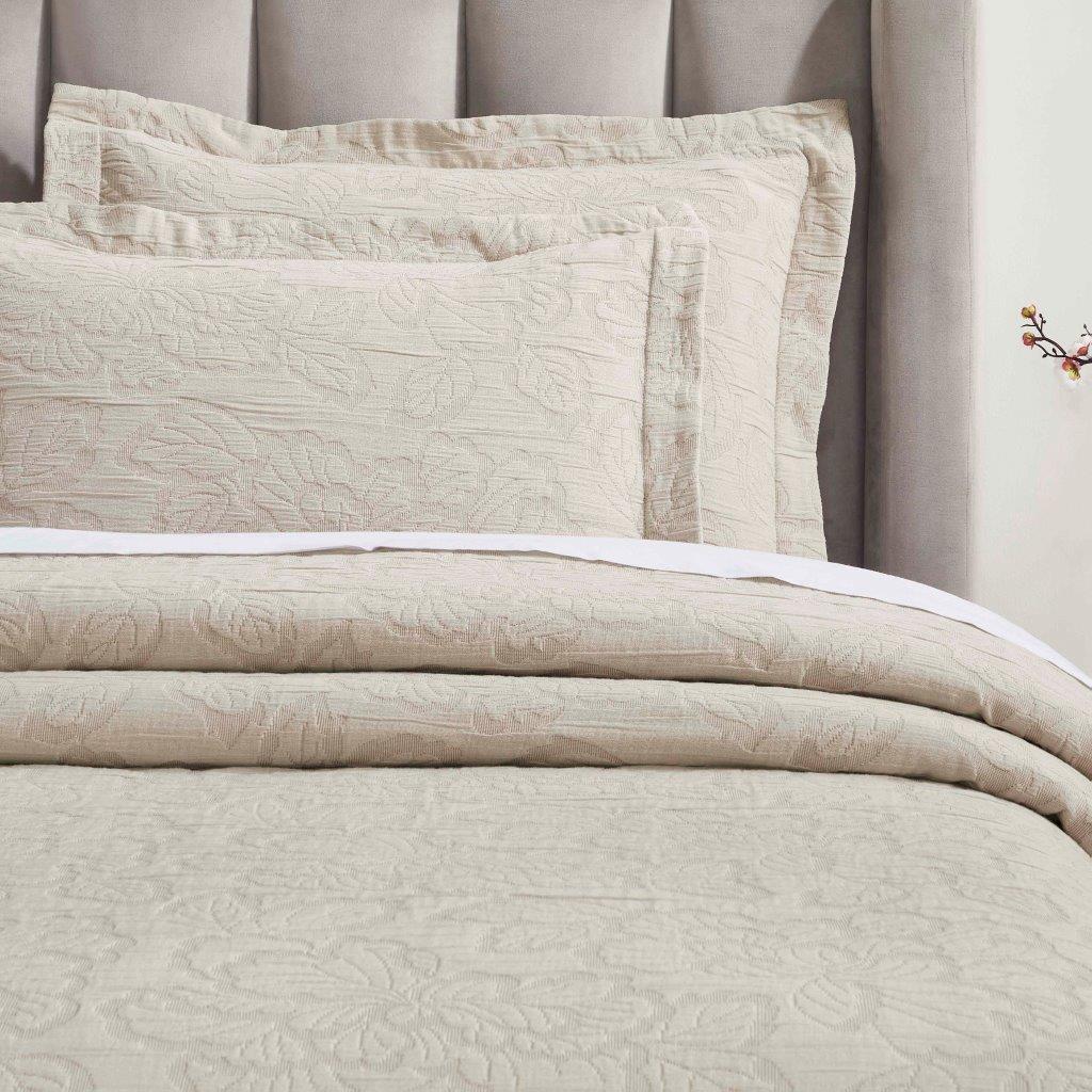 Hibiscus Cotton Medium Weight Matelasse Woven Bedspread and Sham Set - Queen Size, Floral Design, Soft & Breathable - Perfect for Master Bedroom, Guest Room, or Vacation Home Decor