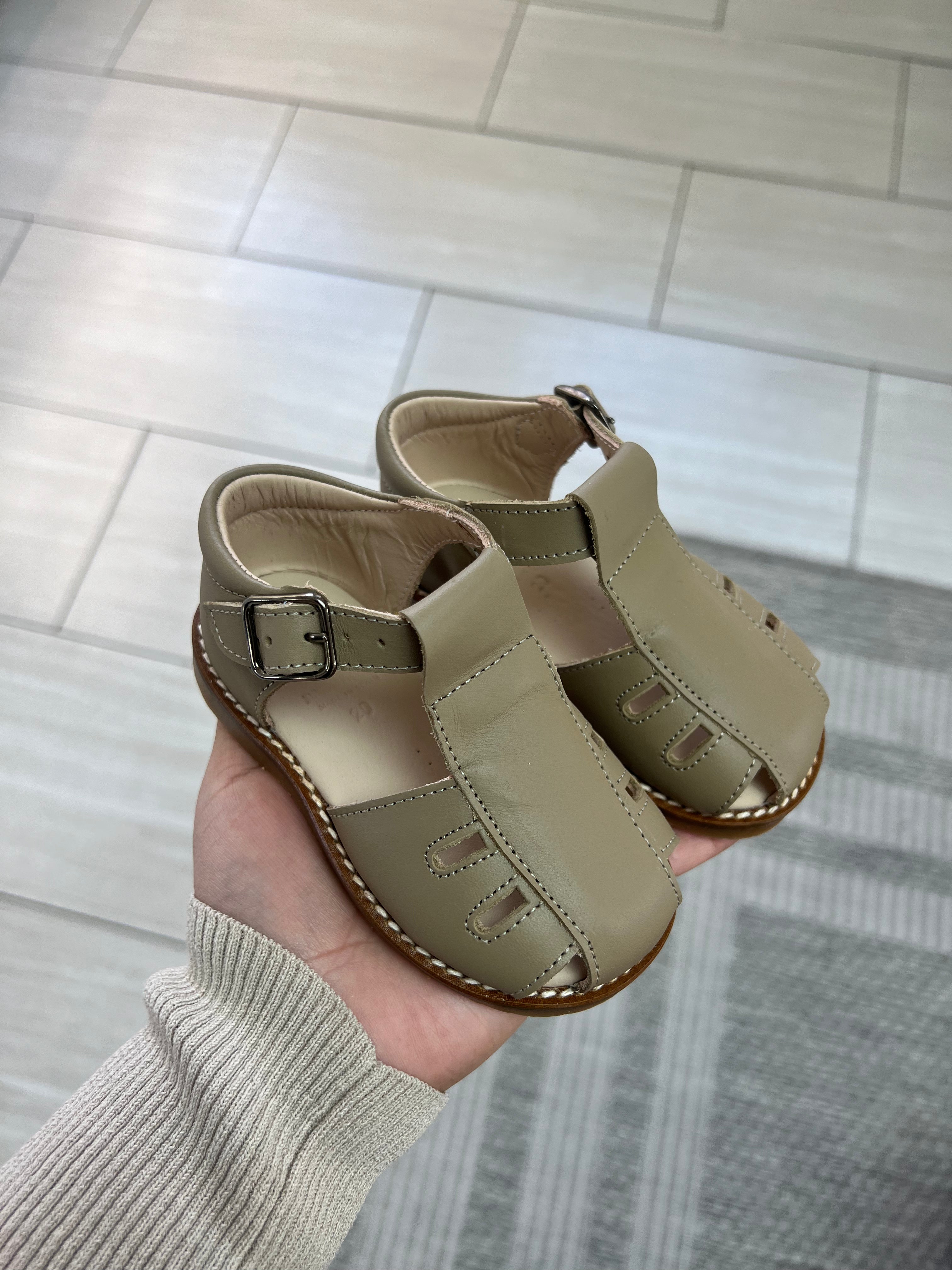 Blublonc Taupe Closed Toe Baby Sandals for Girls & Boys - Soft & Comfortable First Walking Shoes for Infants - Perfect for Outdoor Play, Beach, and Special Occasions