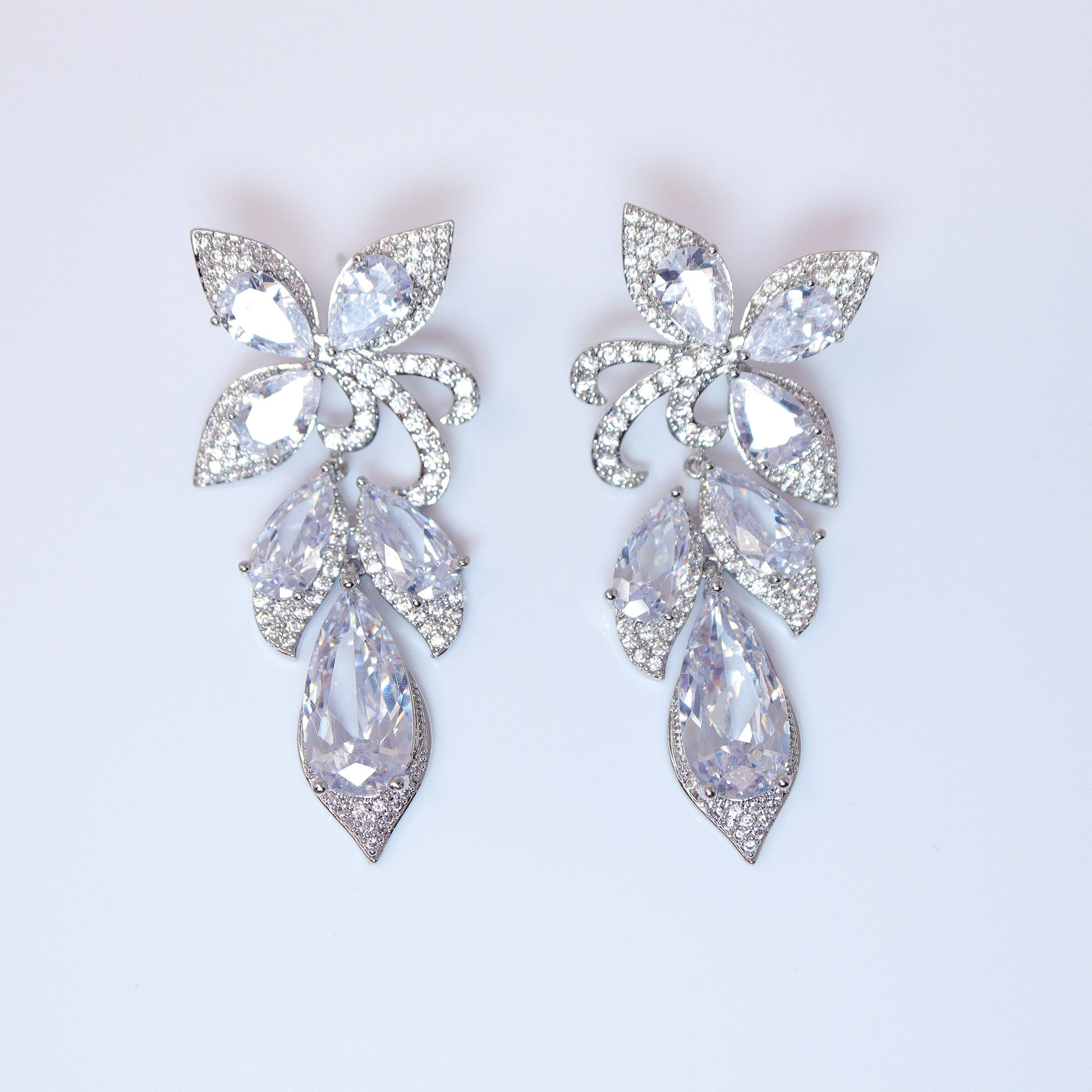 Swarovski Crystal Enchanted Floral Vine Leaf Earrings for Women - Elegant Bridal Jewelry, Wedding Earrings, Crystal Statement Earrings with CZ Stones | Perfect for Weddings, Parties & Special Occasions