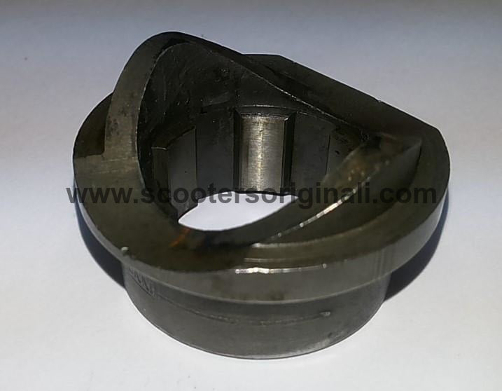 Lambretta Drive Side Sprocket Sliding Dog - High-Performance Scooter Replacement Part for Smooth Gear Shifting | Perfect for Vespa, Lambretta & Classic Scooter Restoration Projects